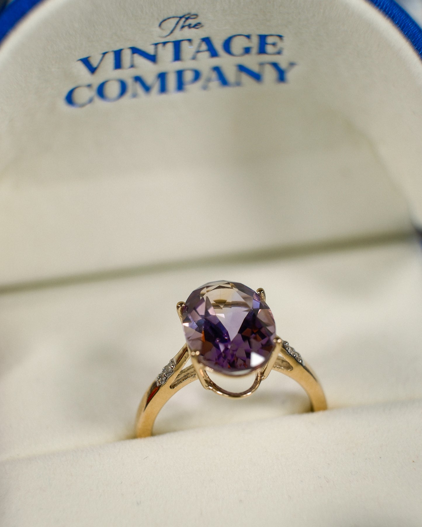 Leonora • Vintage Amethist & Diamant Solitair
