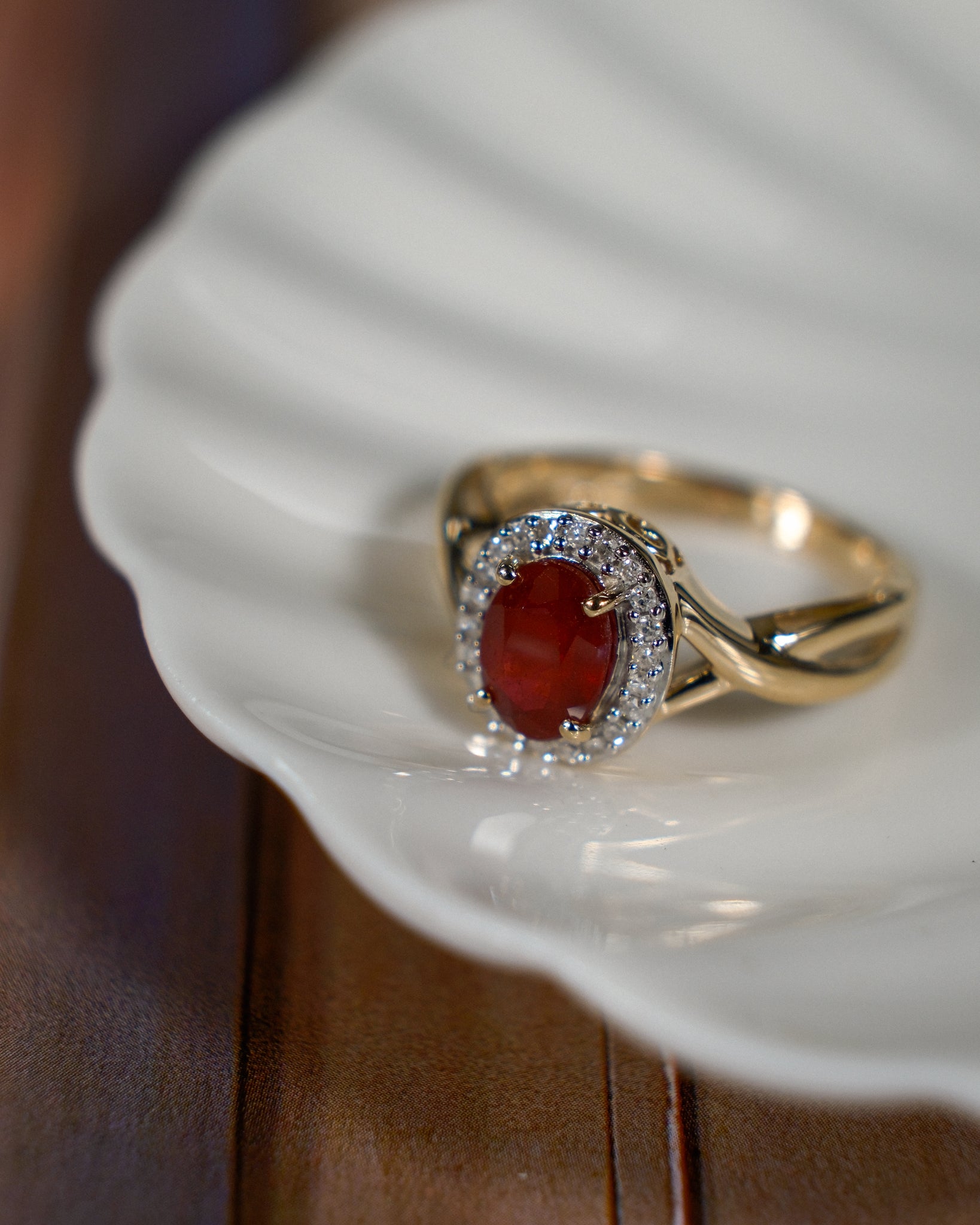 Allegra • Vintage Robijn & Diamant Cluster