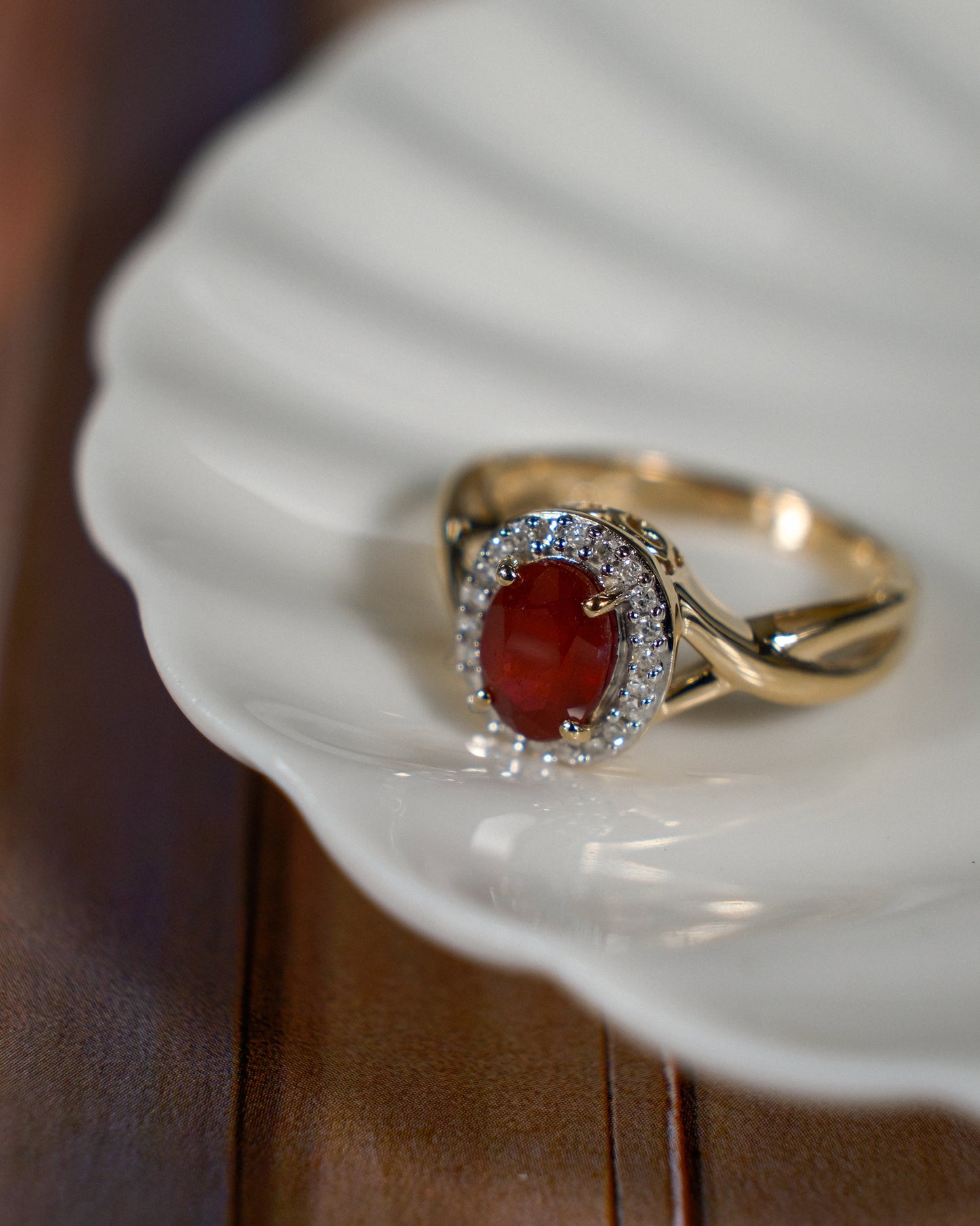 Allegra • Vintage Robijn & Diamant Cluster