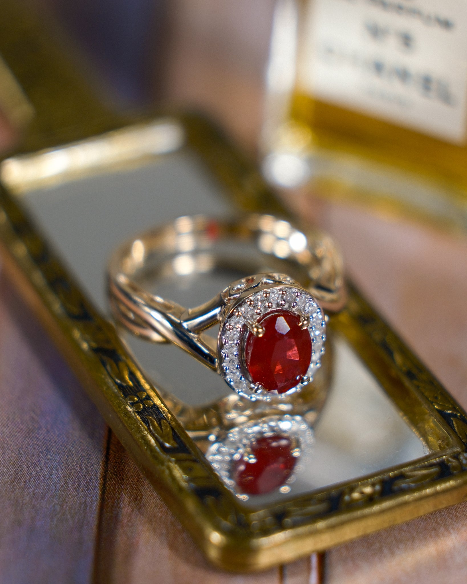 Allegra • Vintage Robijn & Diamant Cluster