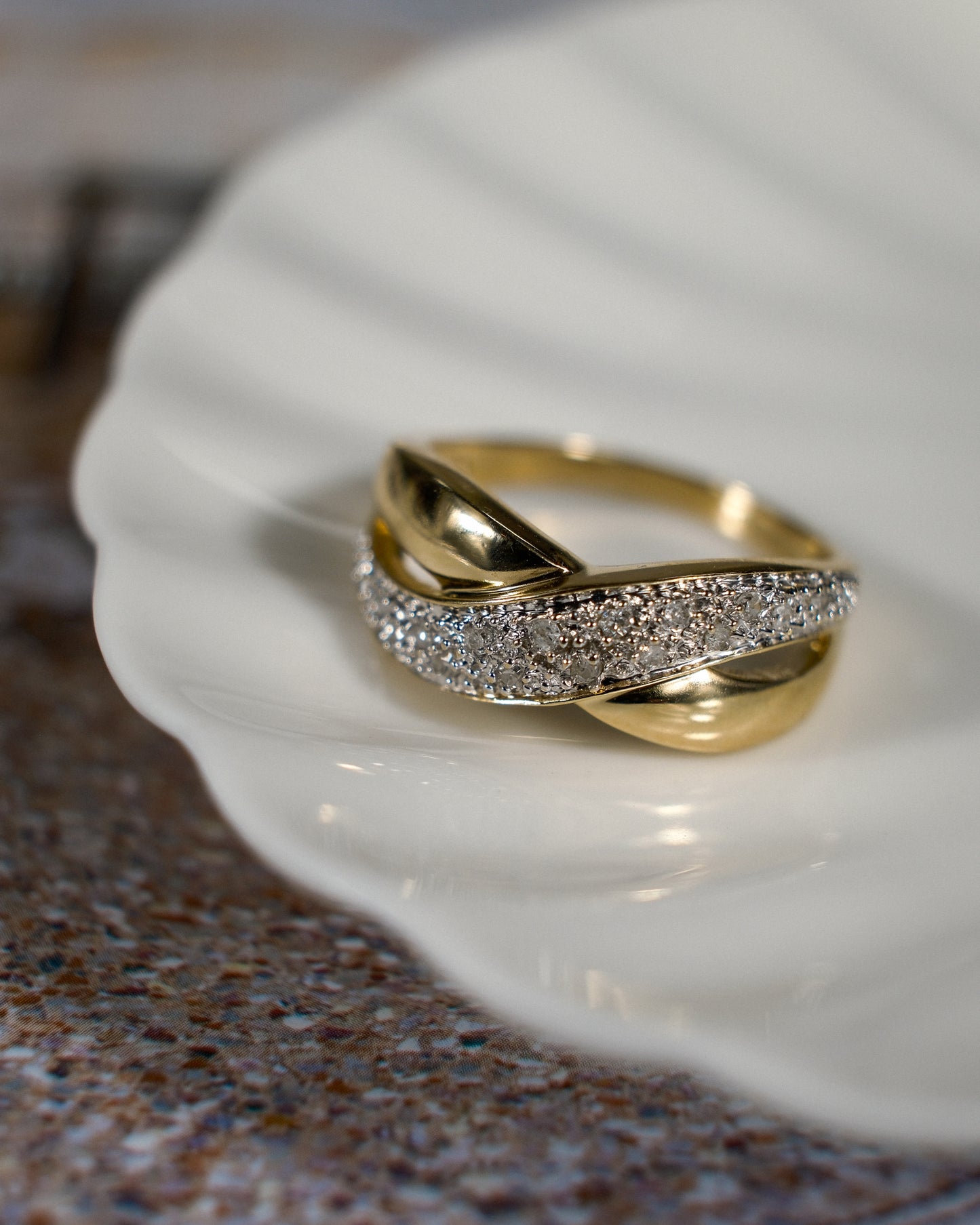 Amara • Vintage Diamant Cross Over