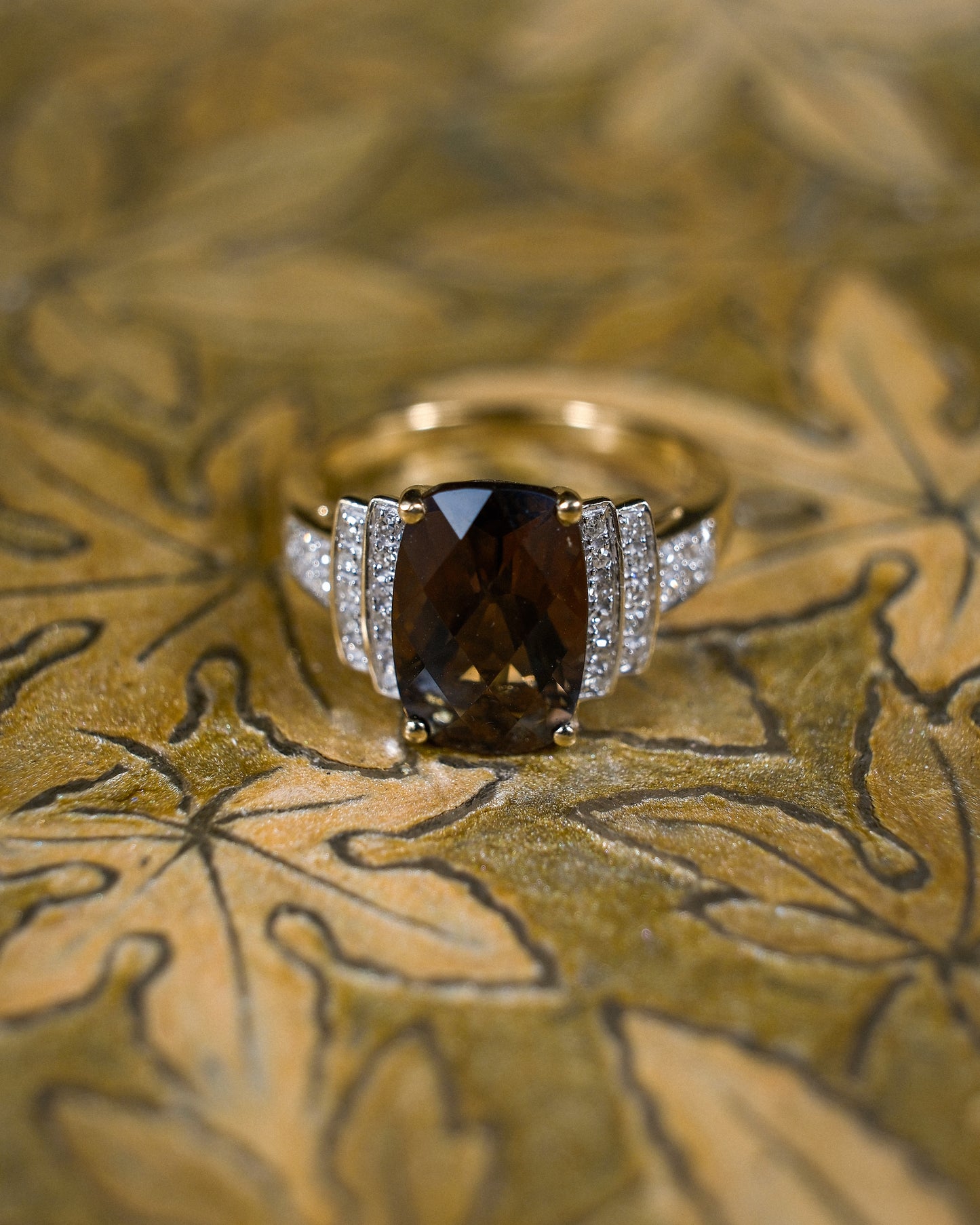 Beatrix • Vintage Rookkwarts & Diamant Cluster