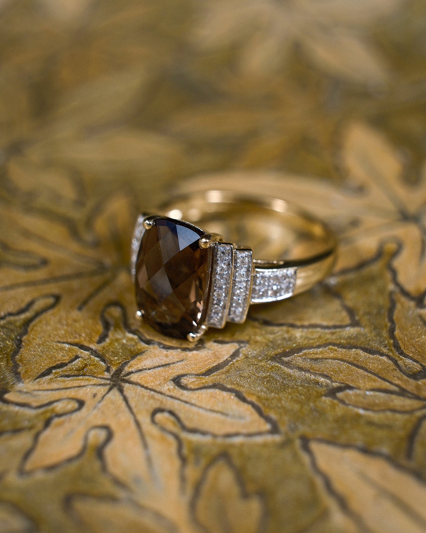 Beatrix • Vintage Rookkwarts & Diamant Cluster