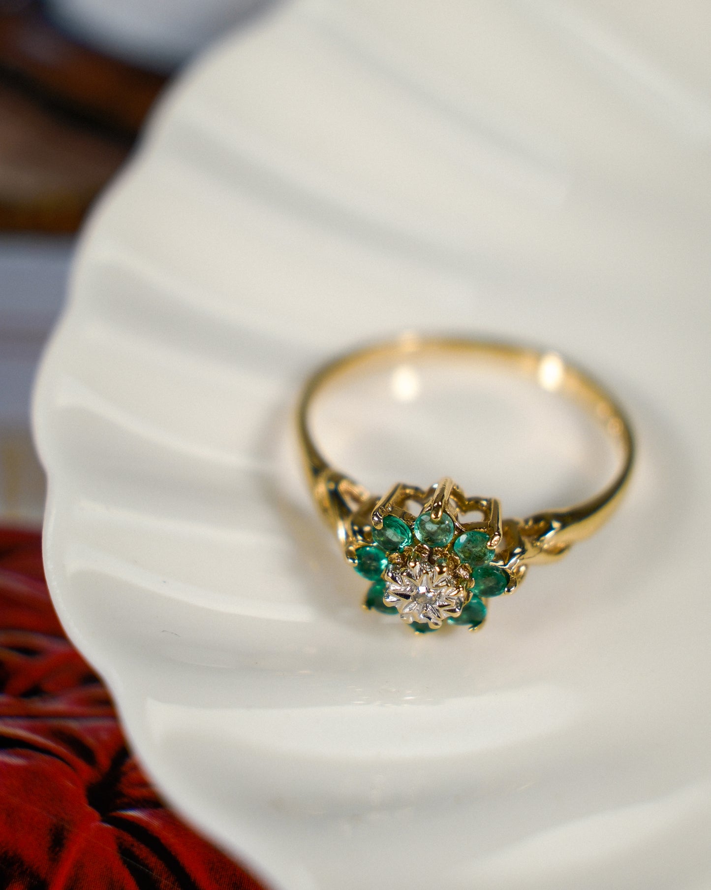 Calandra • Vintage Smaragd & Diamant Cluster