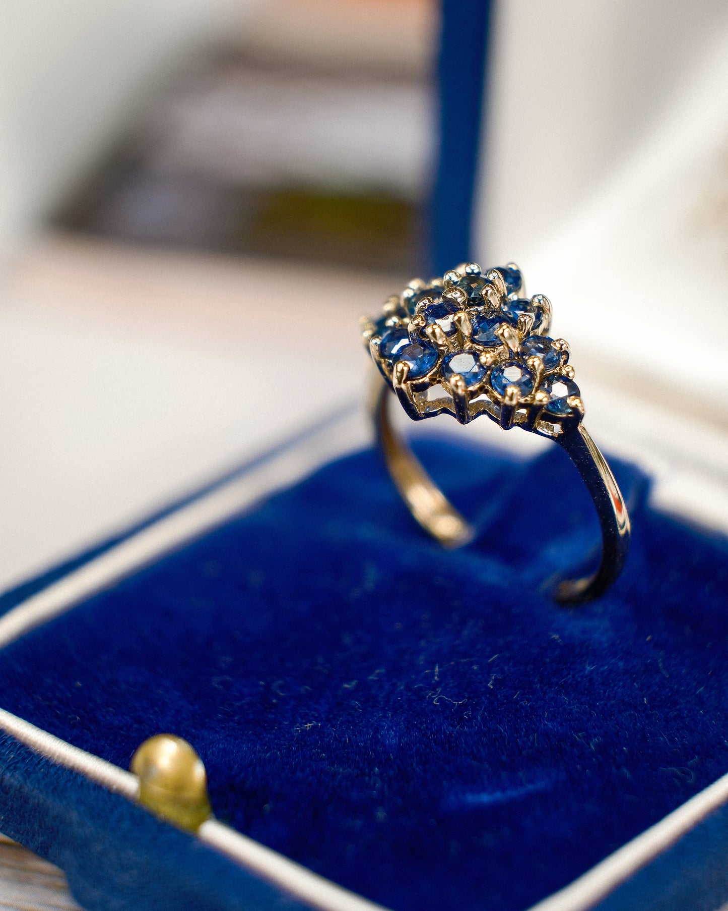 Odette • Vintage Saffier Cluster