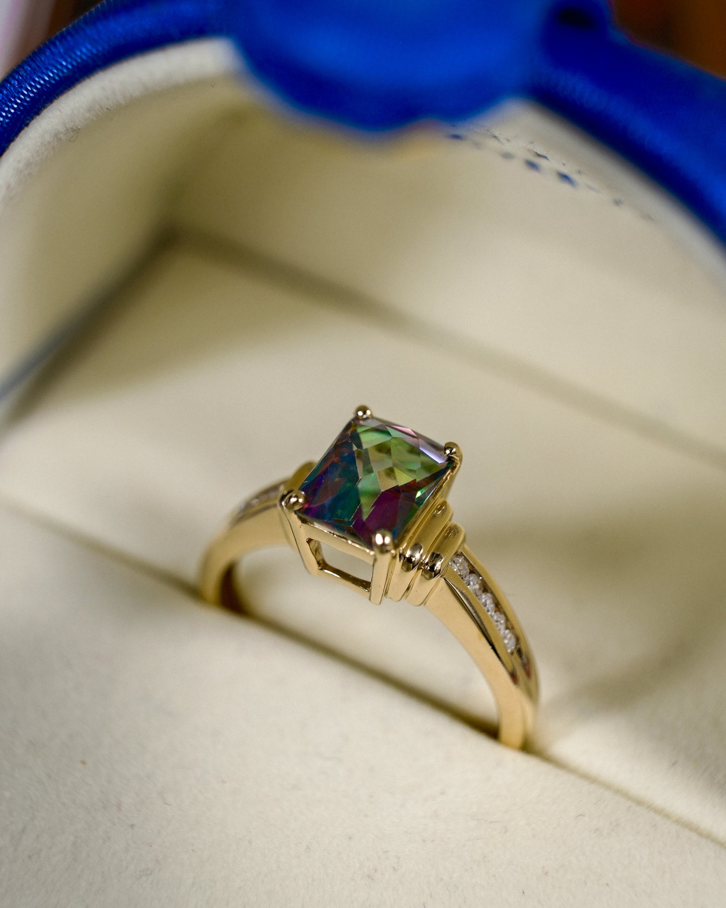 Ornella • Vintage Mystic Topaas & Diamant Cluster