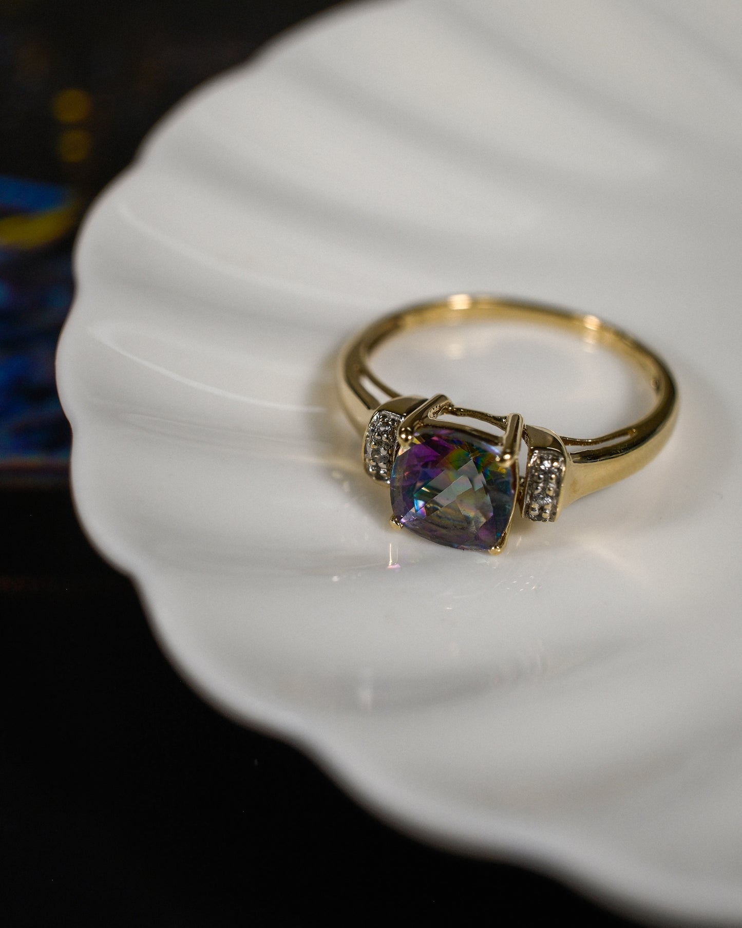 Renata • Vintage Mystic Topaas & Zirkonia Cluster