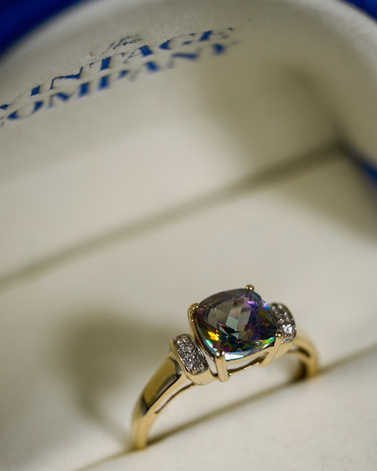 Renata • Vintage Mystic Topaas & Zirkonia Cluster