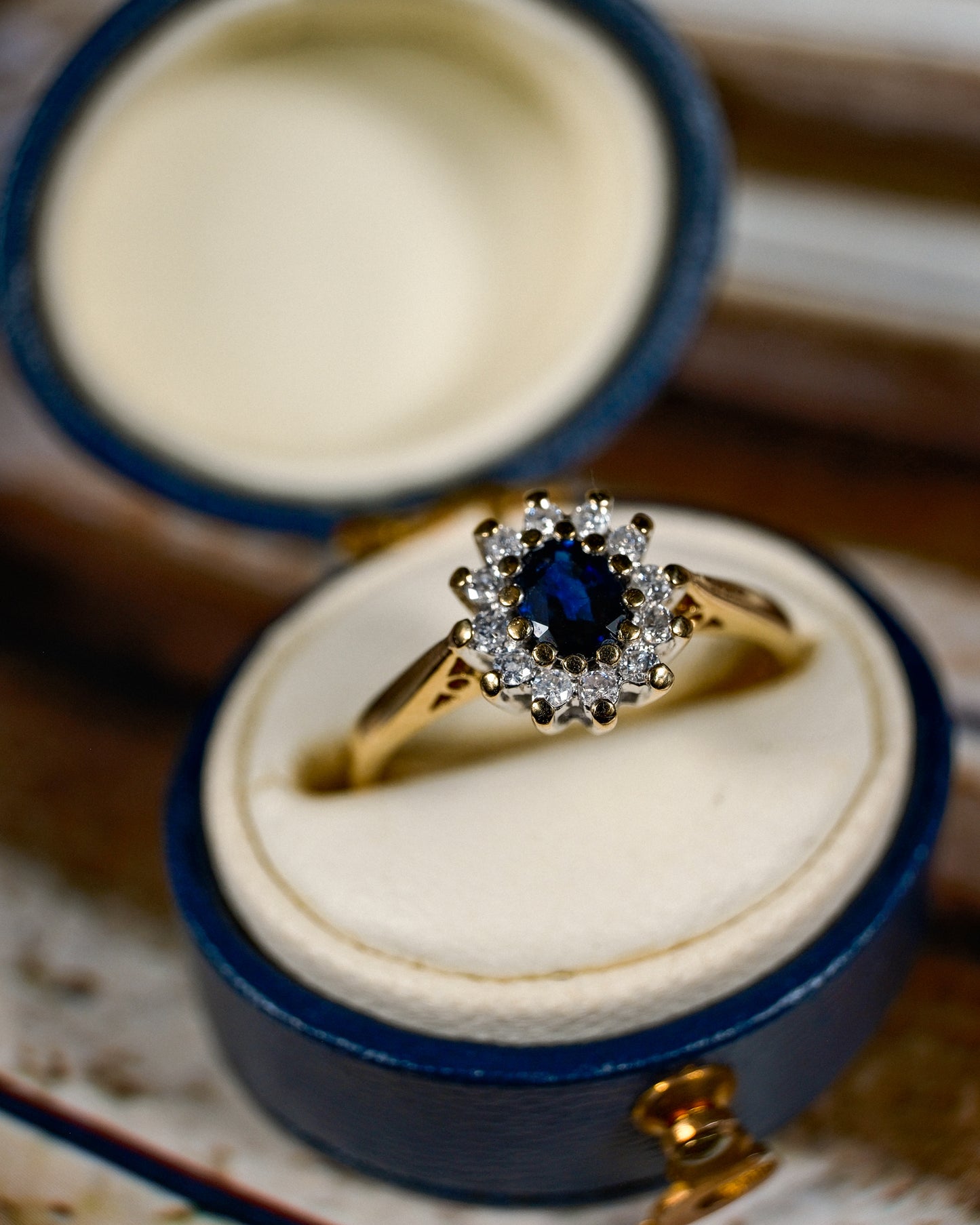 Celina • Vintage Saffier & Diamant Cluster