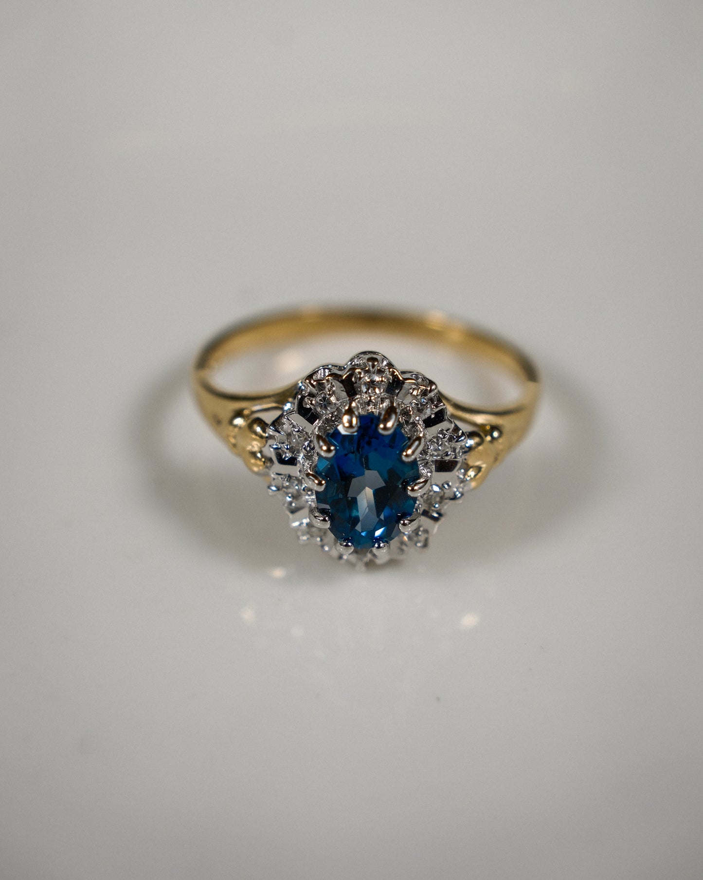 Helena • Vintage Topaas & Diamant Cluster