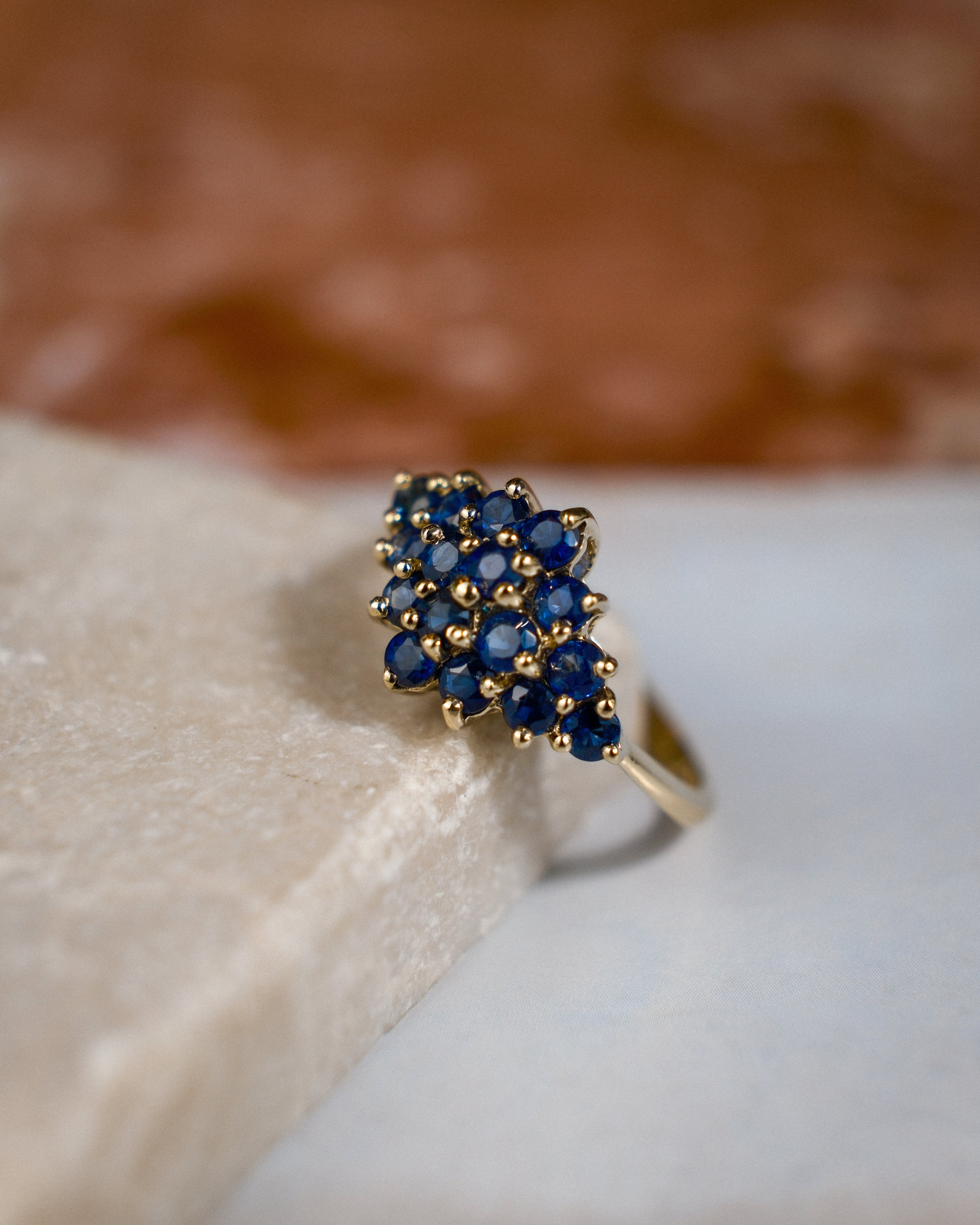 Odette • Vintage Saffier Cluster