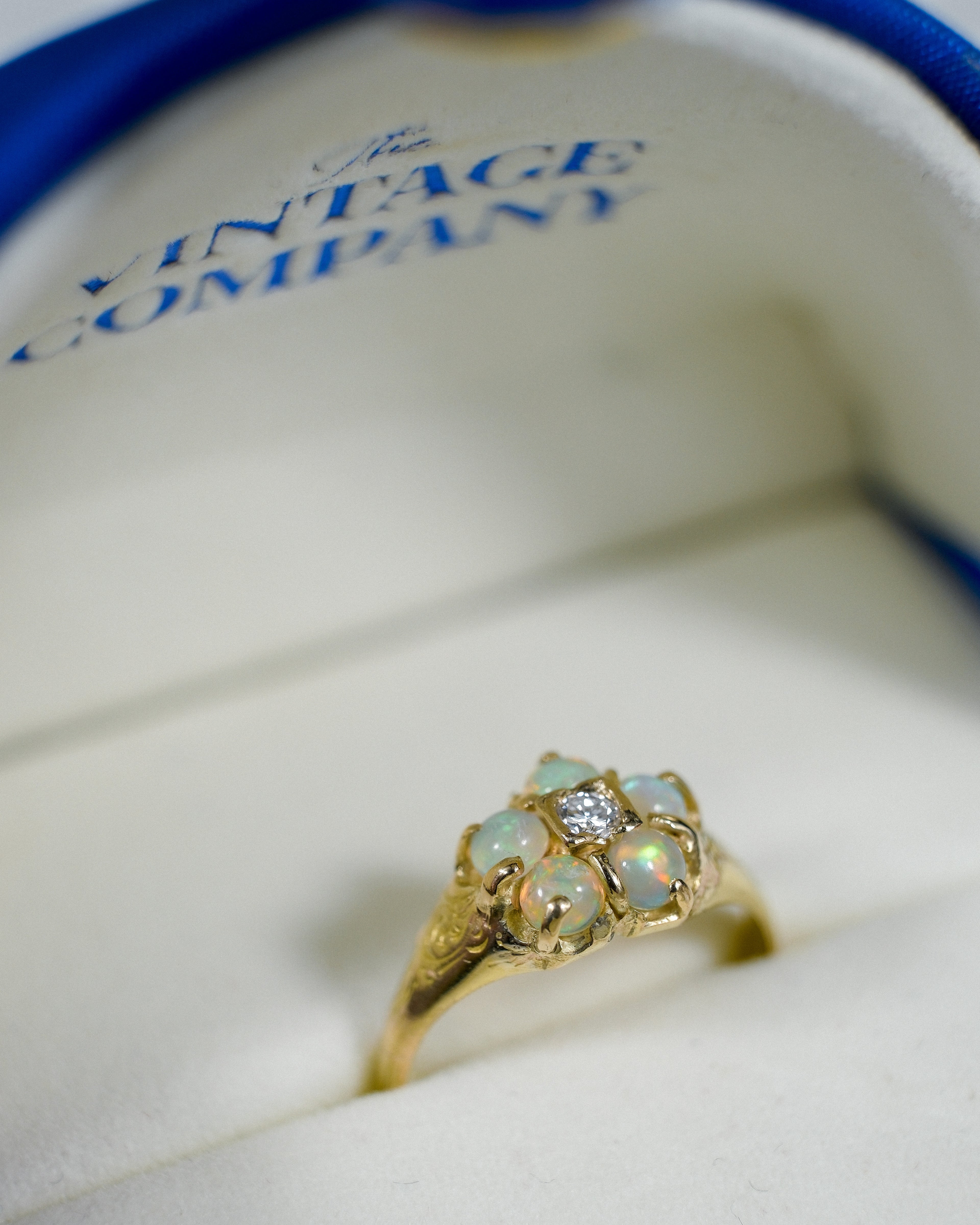 Céliane • Vintage Opaal & Diamant Cluster Ring