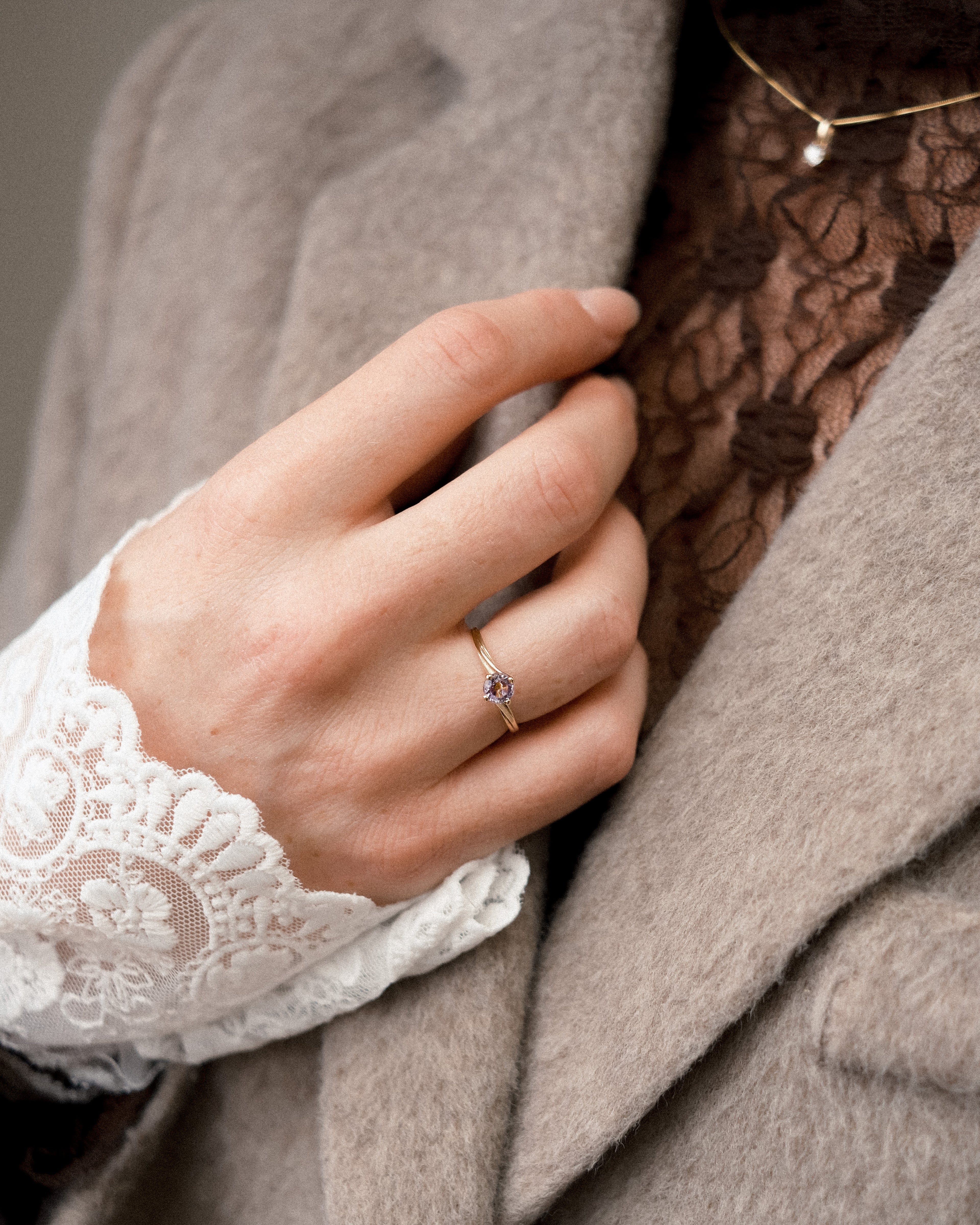 Celestine • Vintage Amethist Solitaire Ring