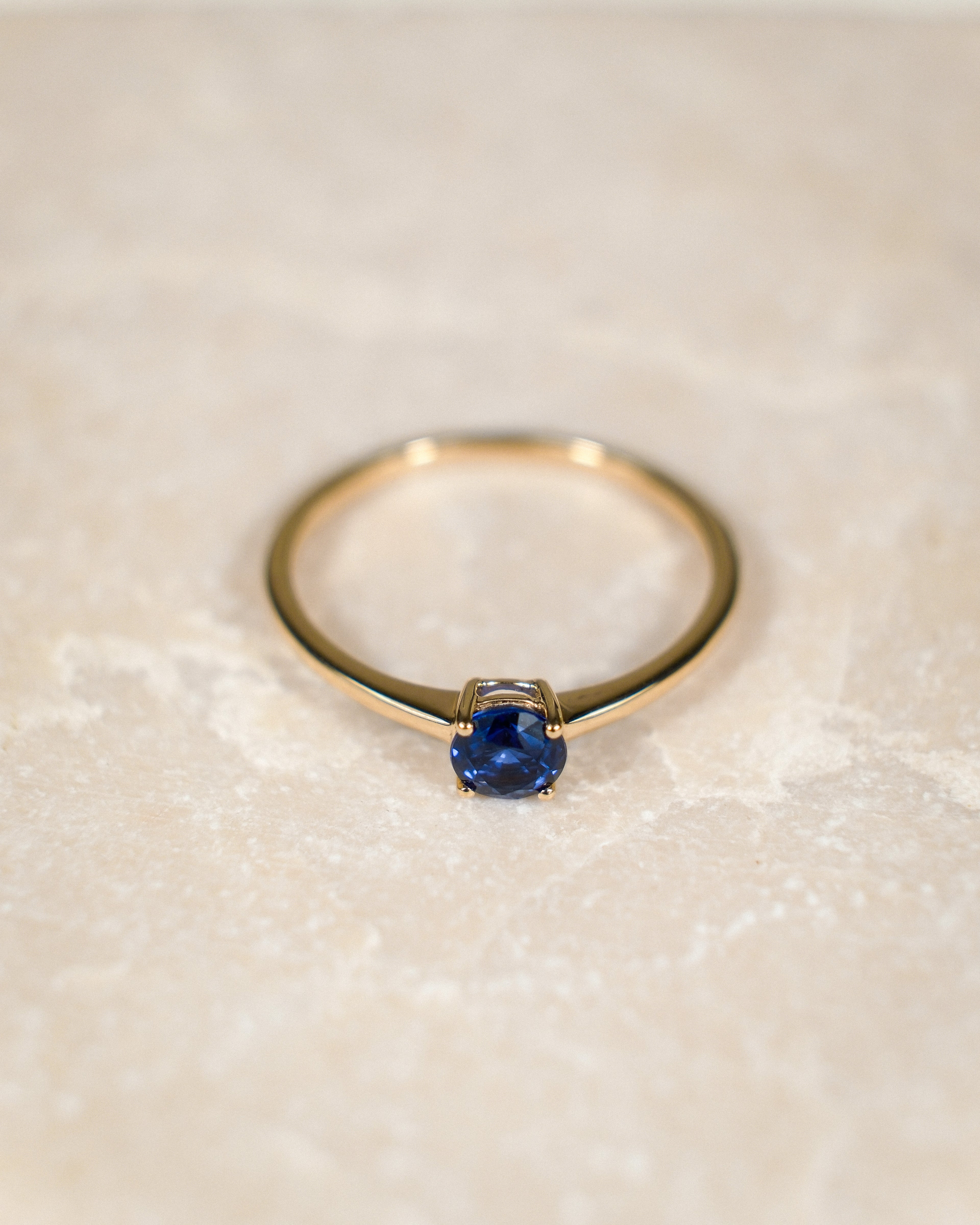 Corinne • Vintage Saffier Solitaire Ring