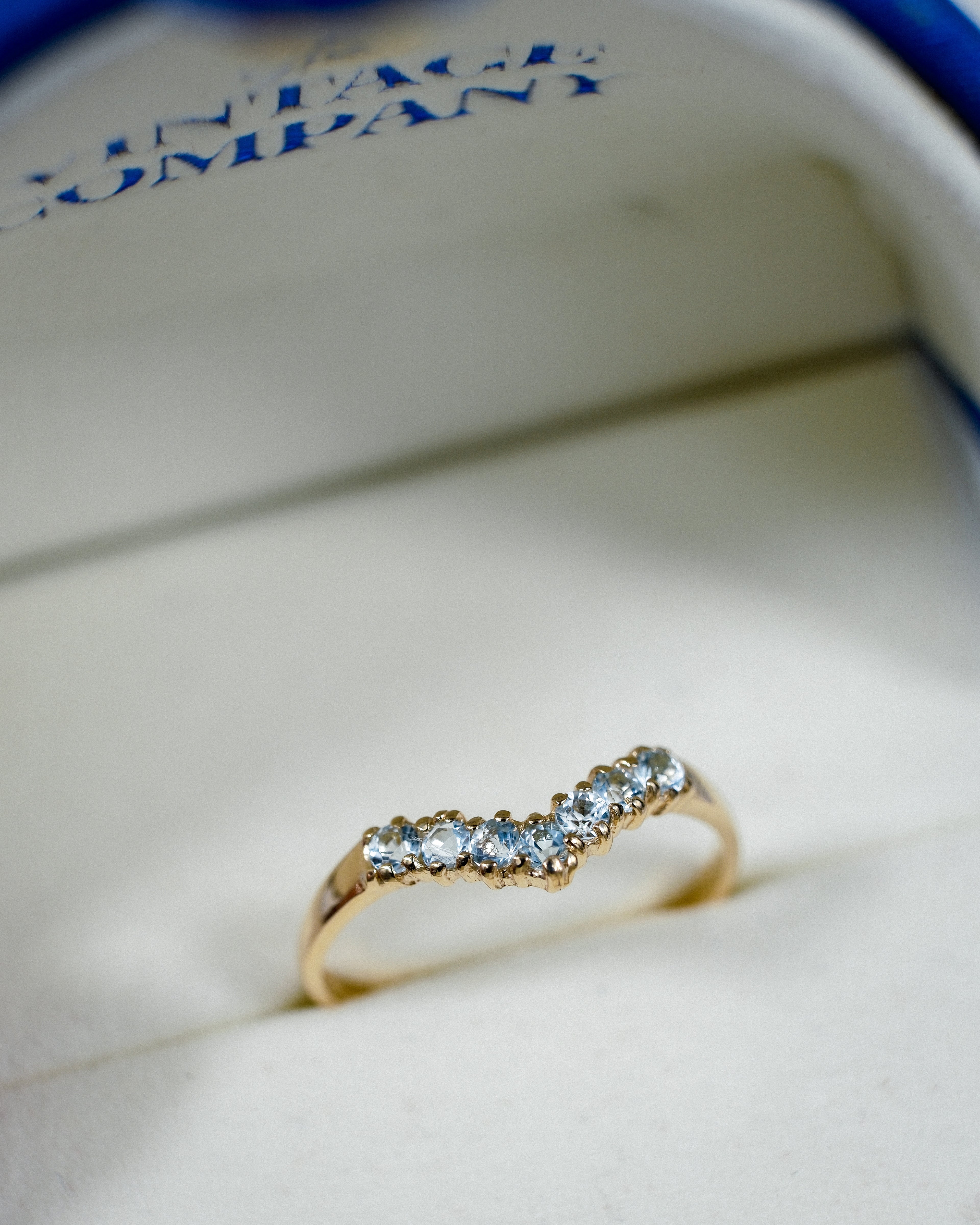 Émilienne • Vintage Topaas Wishbone Ring