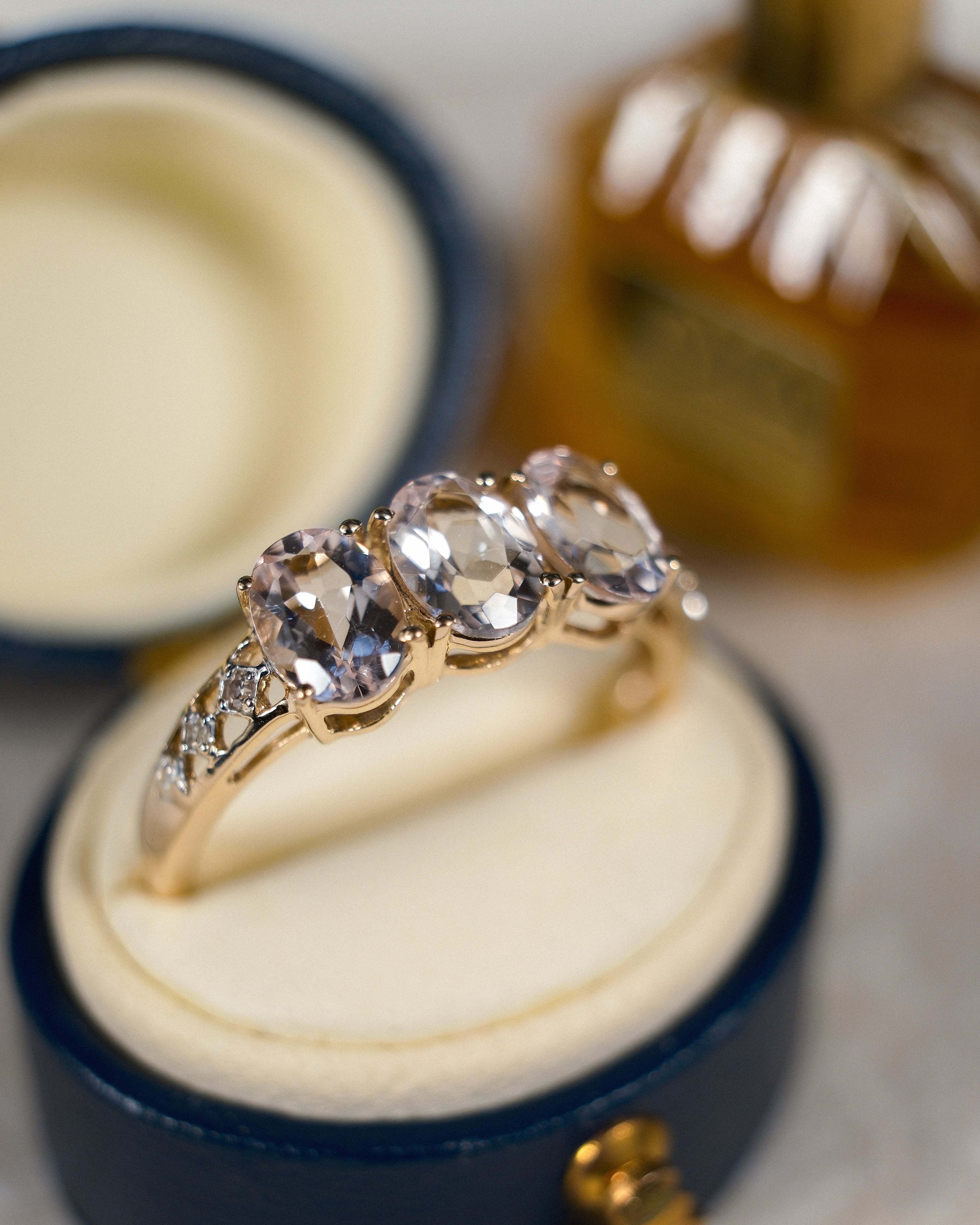 Genevieve • Vintage Morganiet & Diamant Dress Ring