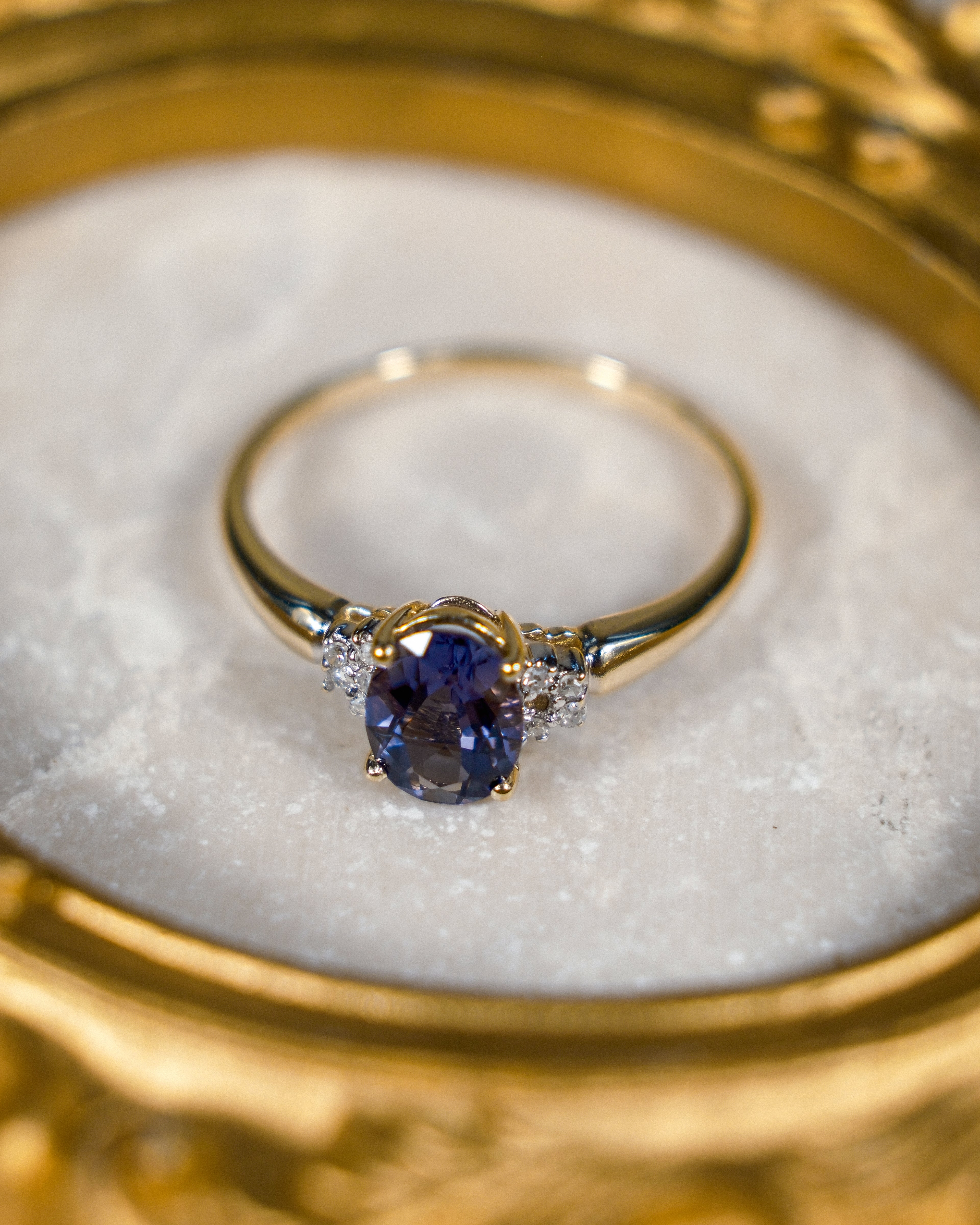 Lucasta • Vintage Ioliet & Diamant Dress Ring