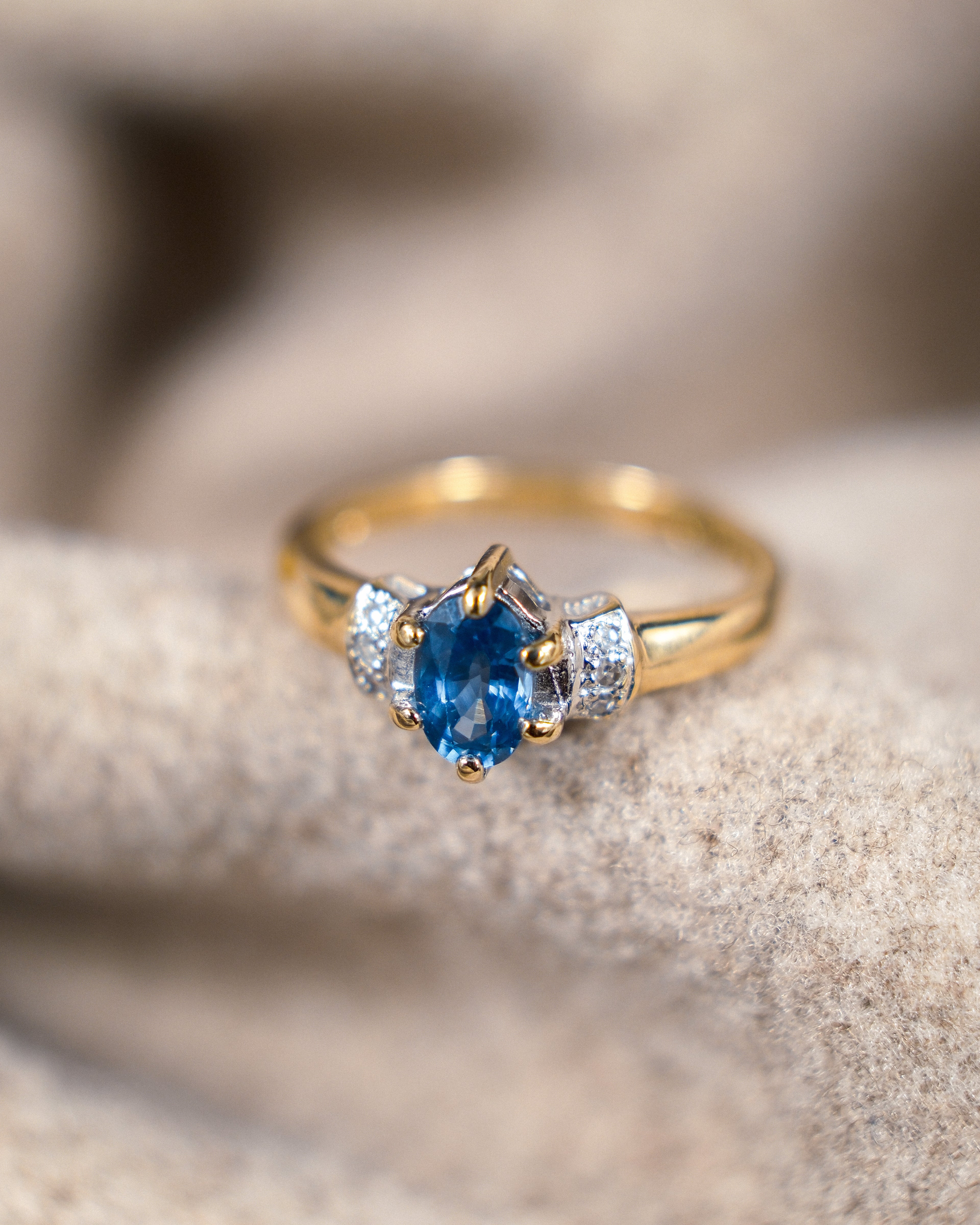 Lysanne • Vintage Saffier & Diamant Dress Ring