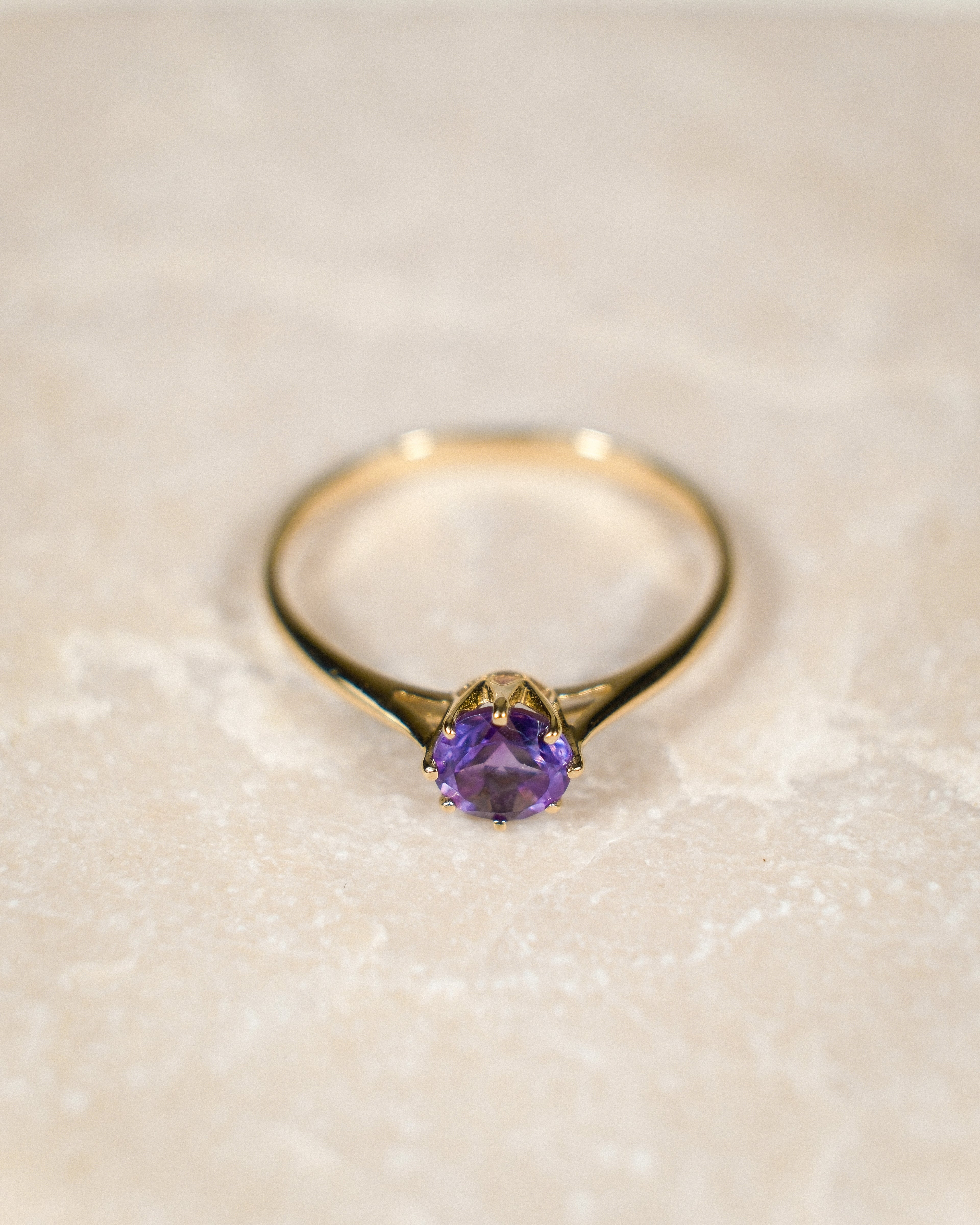 Maëlle • Vintage Amethist Solitaire Ring
