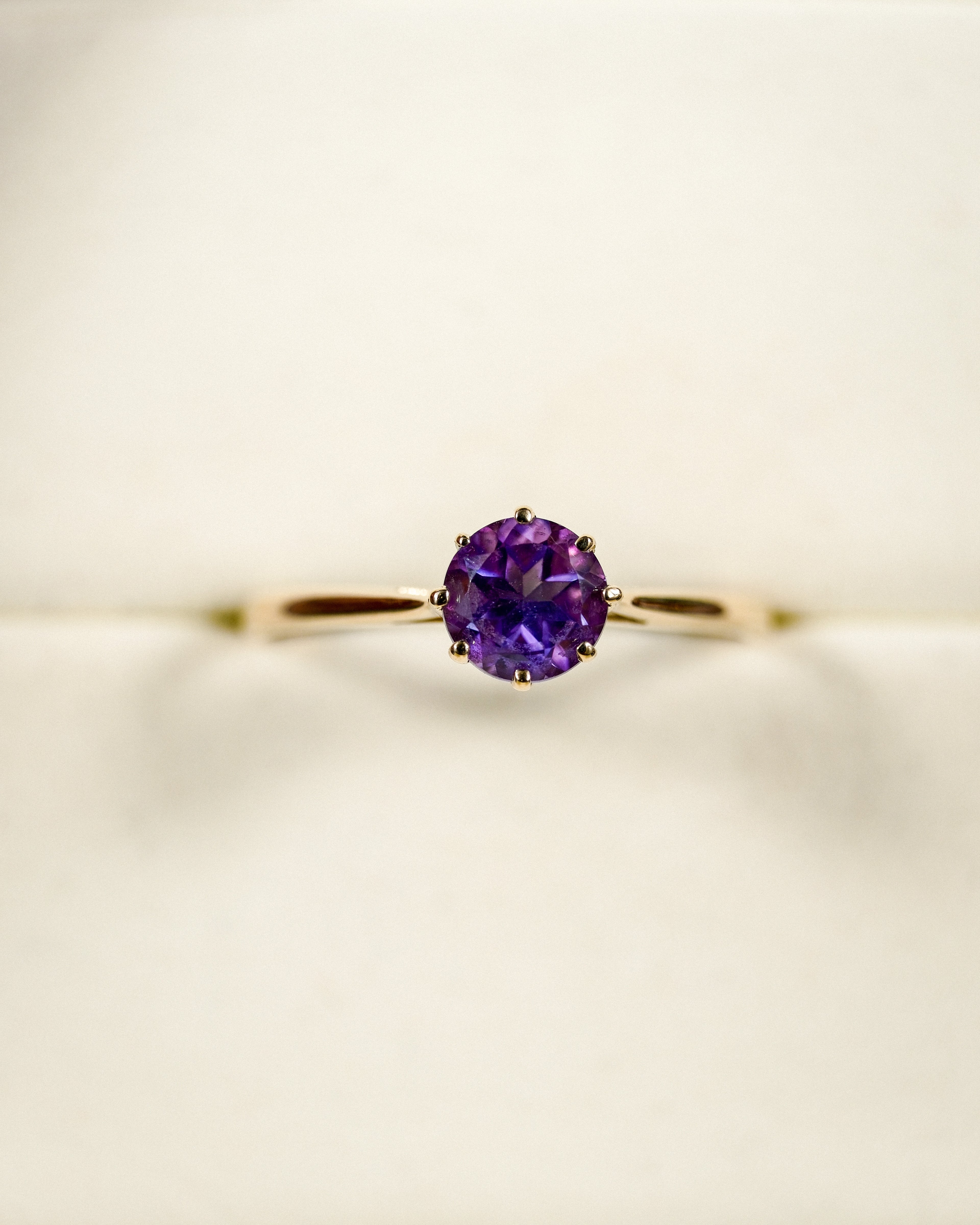 Maëlle • Vintage Amethist Solitaire Ring