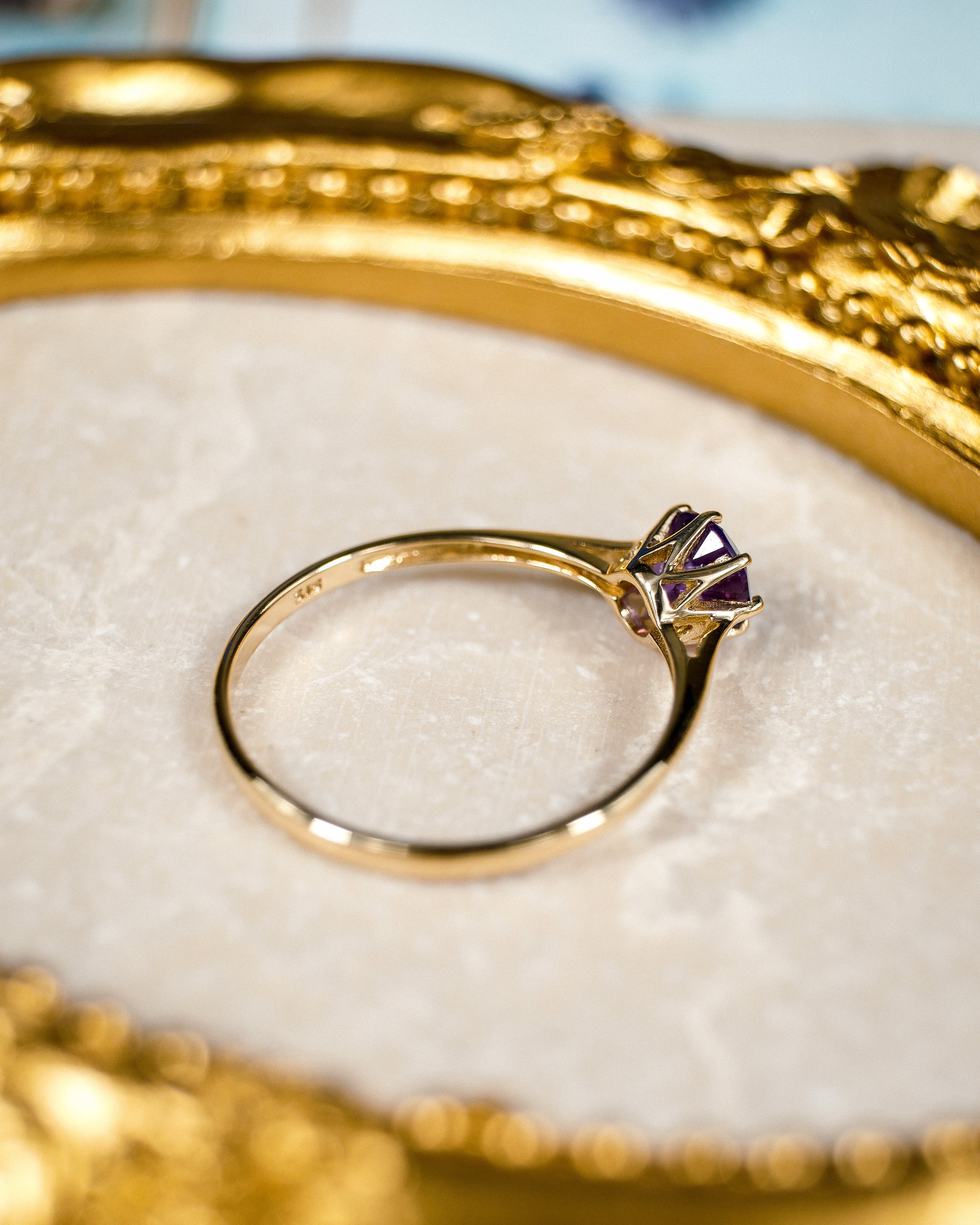 Maëlle • Vintage Amethist Solitaire Ring