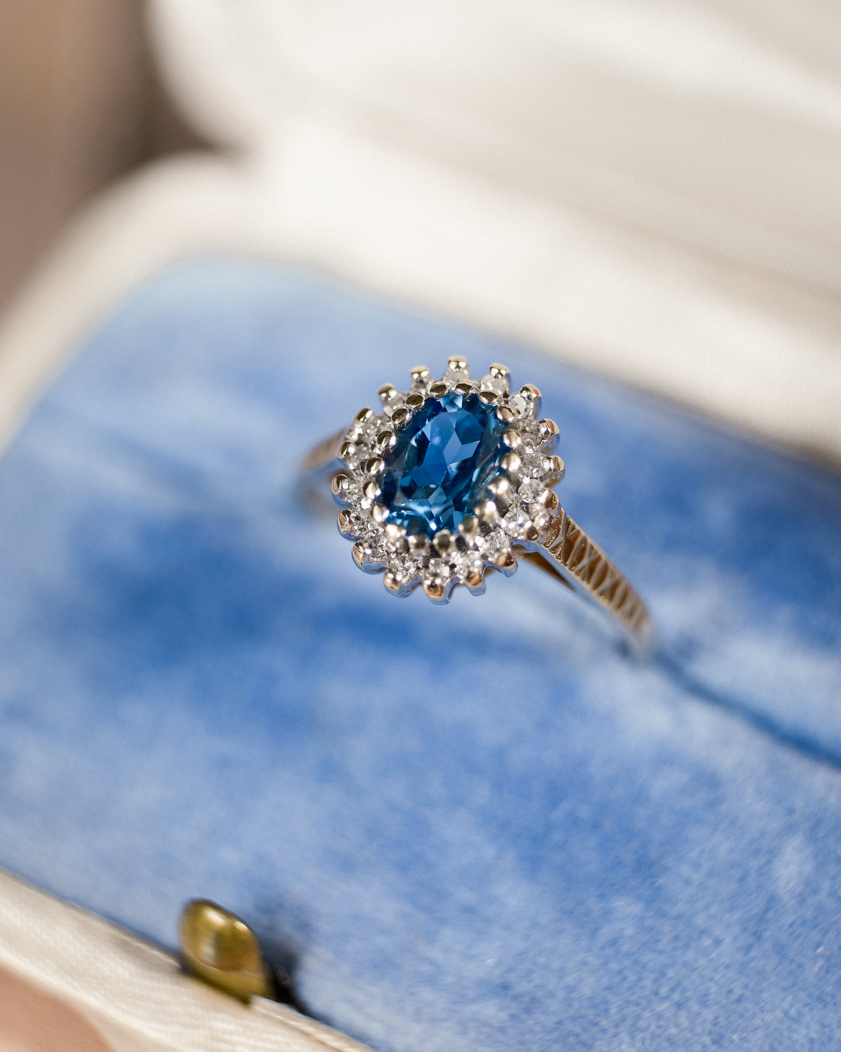 Marguerite • Vintage Topaas & Diamant Cluster