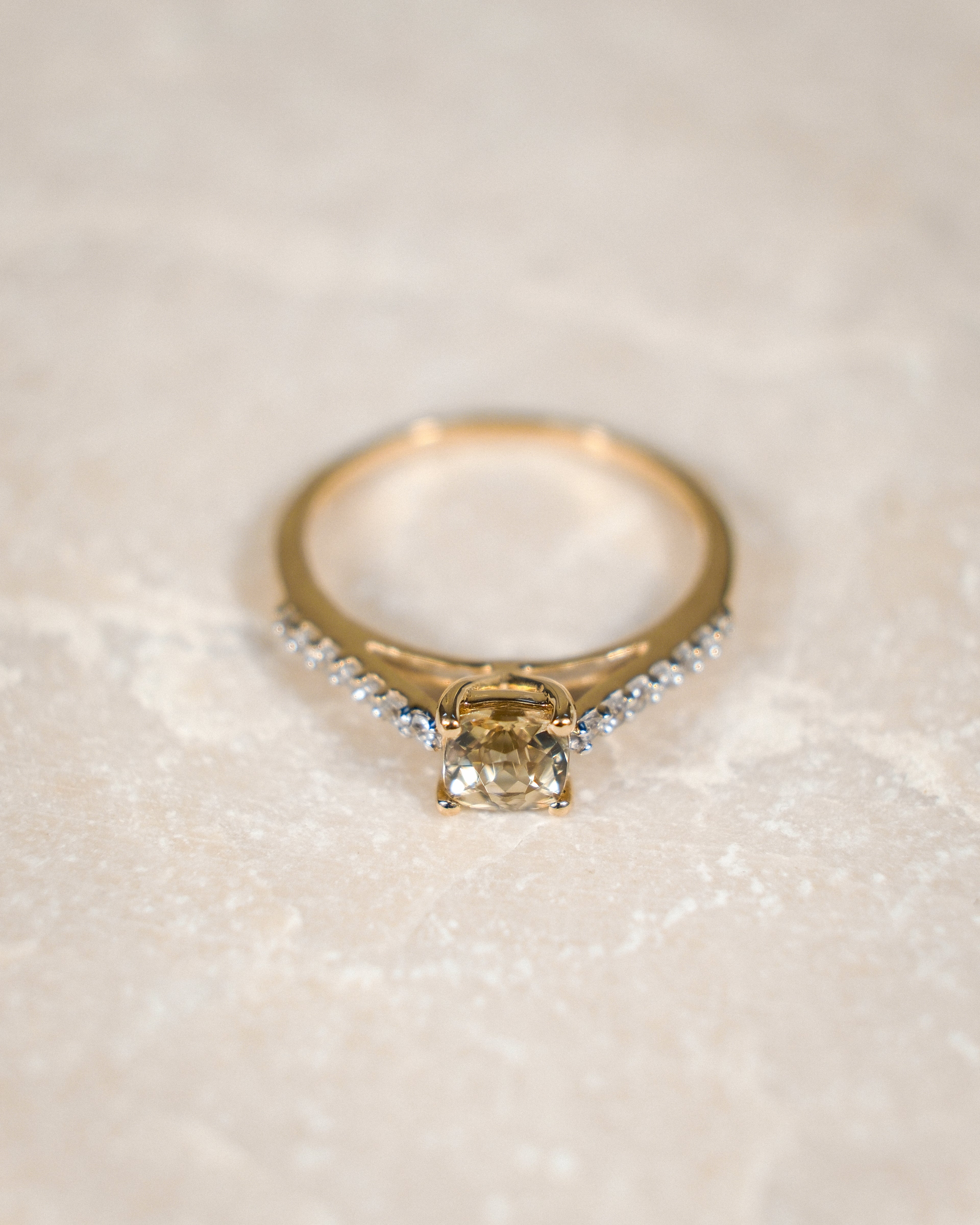 Maribel • Vintage Prasioliet (Kwarts) & Zirkoon Dress Ring