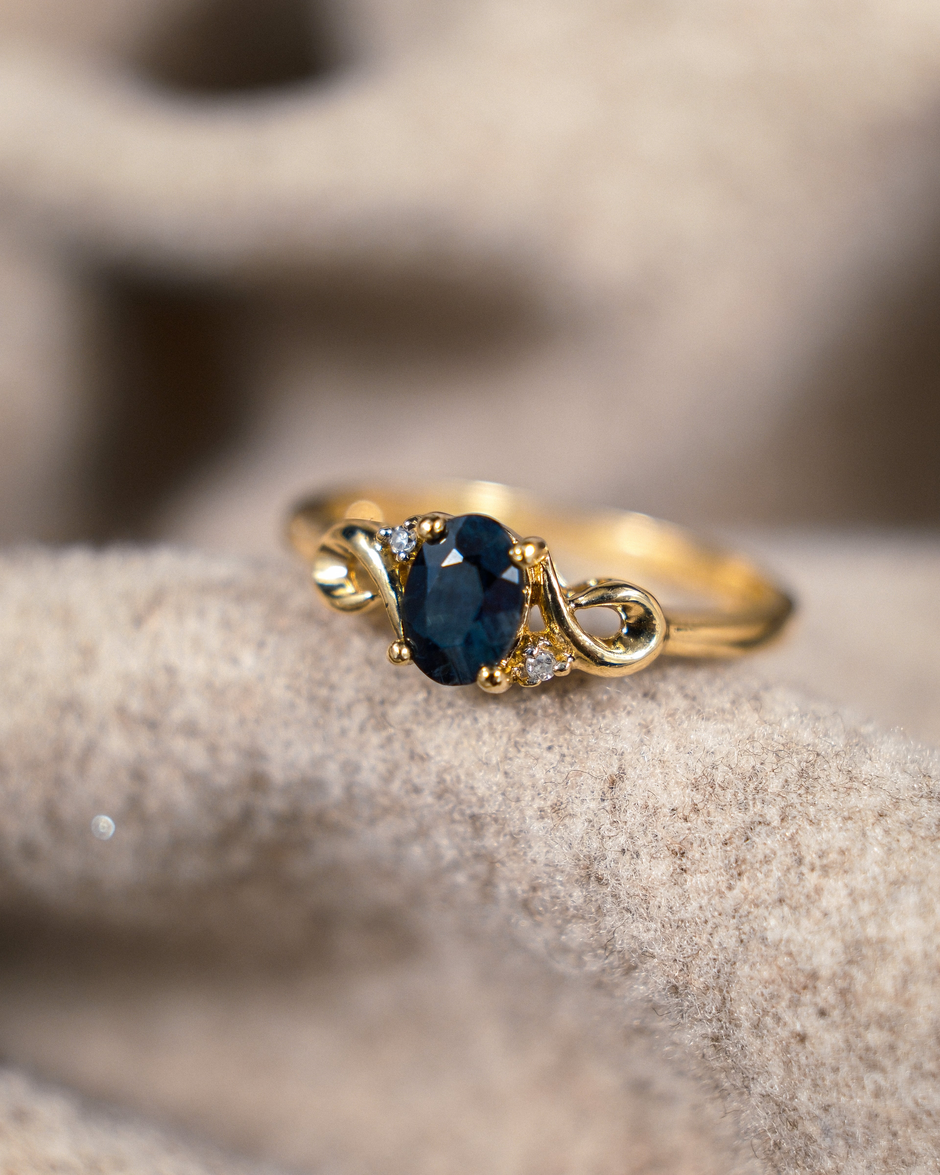 Melisande • Vintage Saffier & Diamant Dress Ring