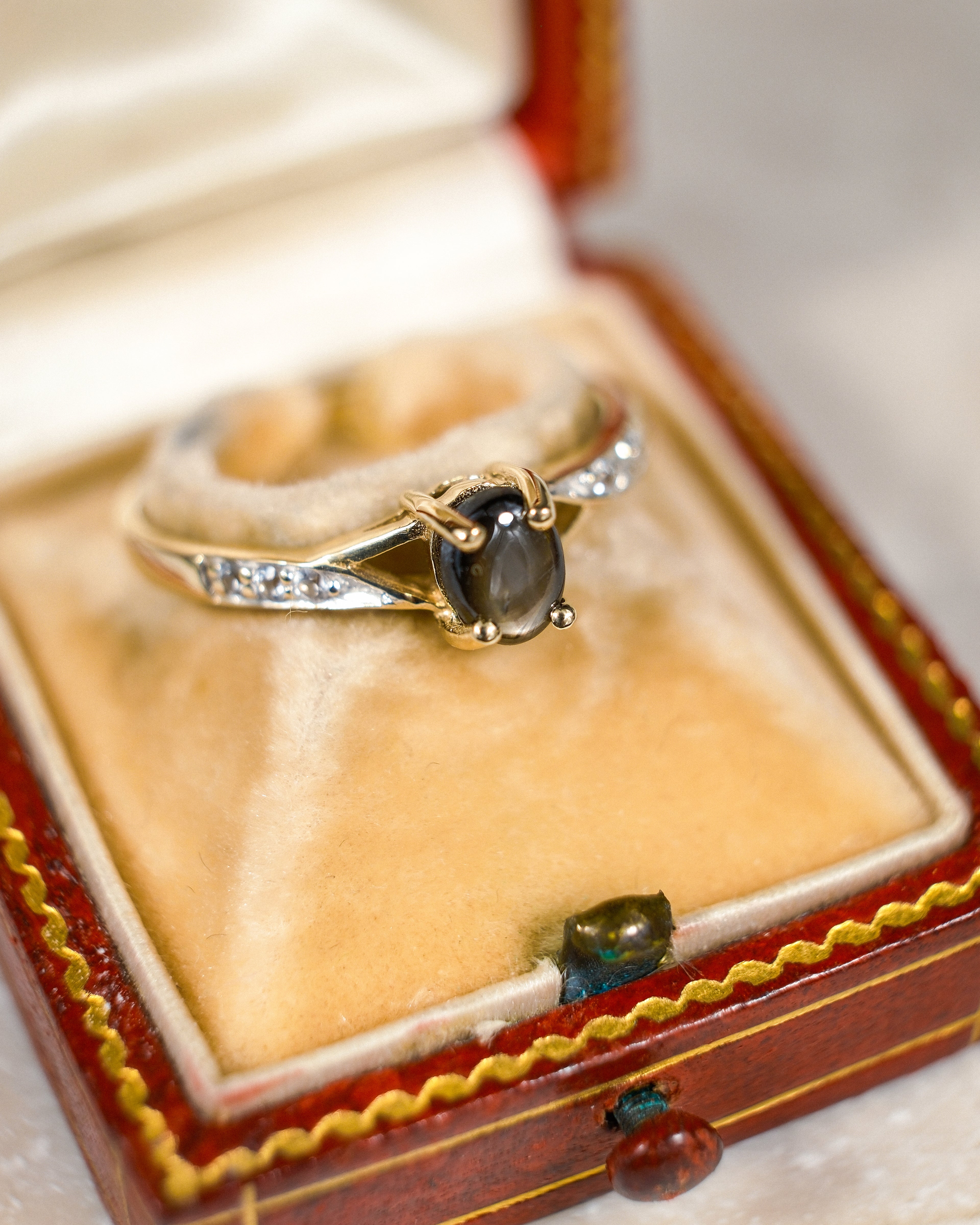 Ondine • Vintage Ster Saffier & Zirkoon Dress Ring