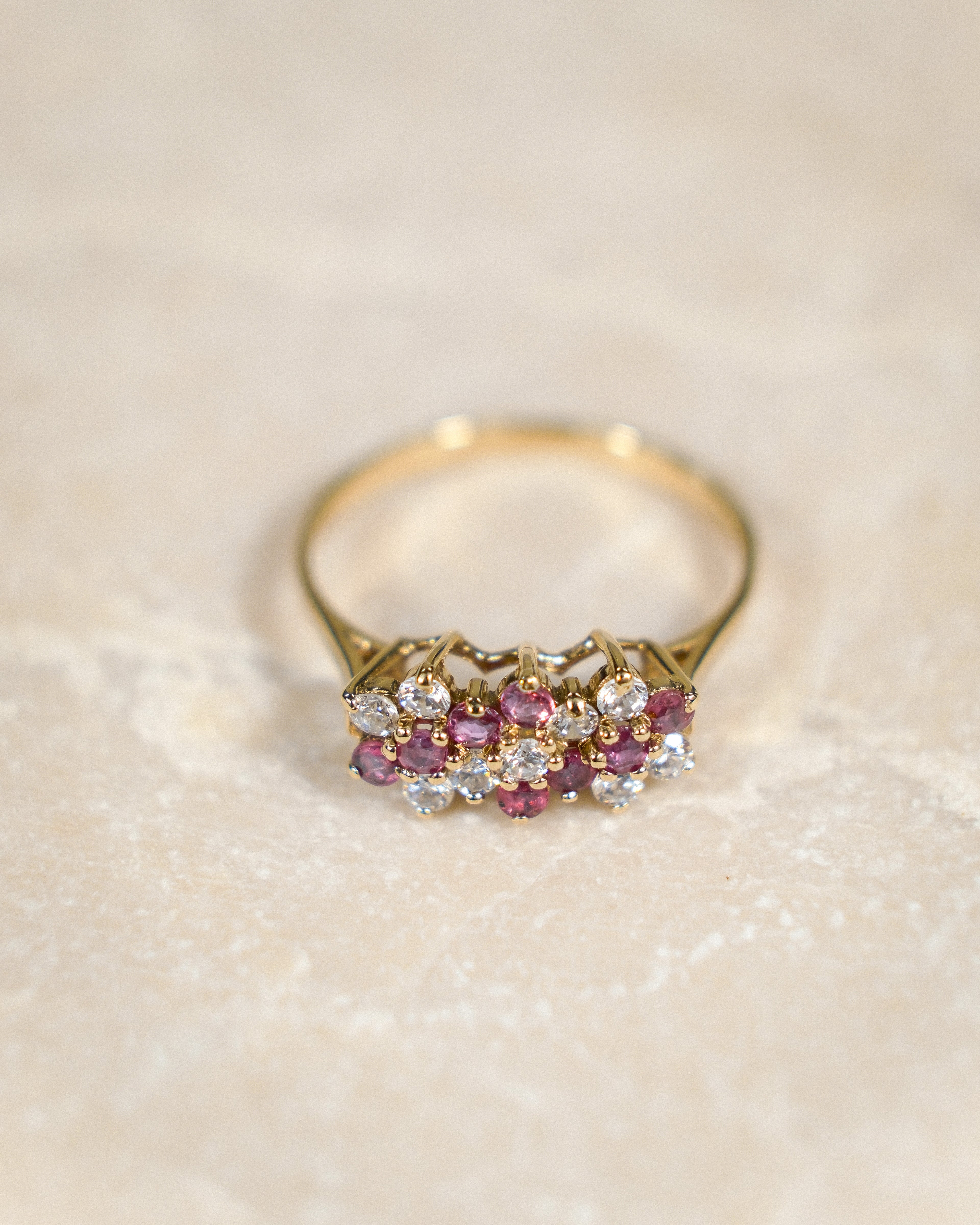 Rubina • Vintage Robijn & Zirkonia Cluster Ring