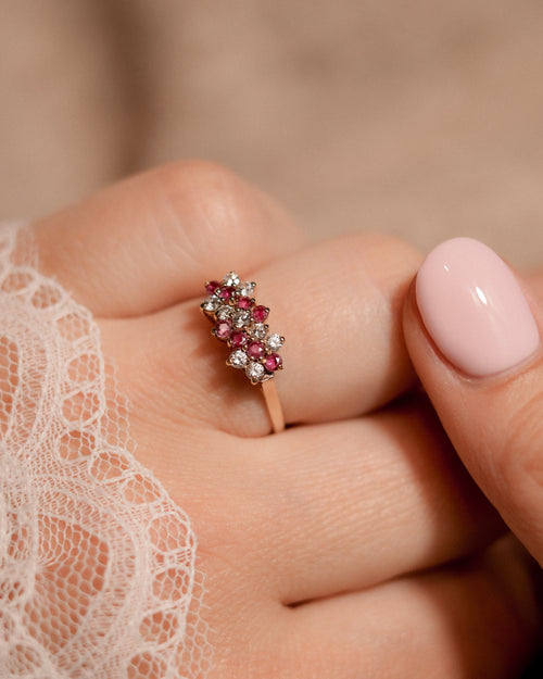 Rubina • Vintage Robijn & Zirkonia Cluster Ring