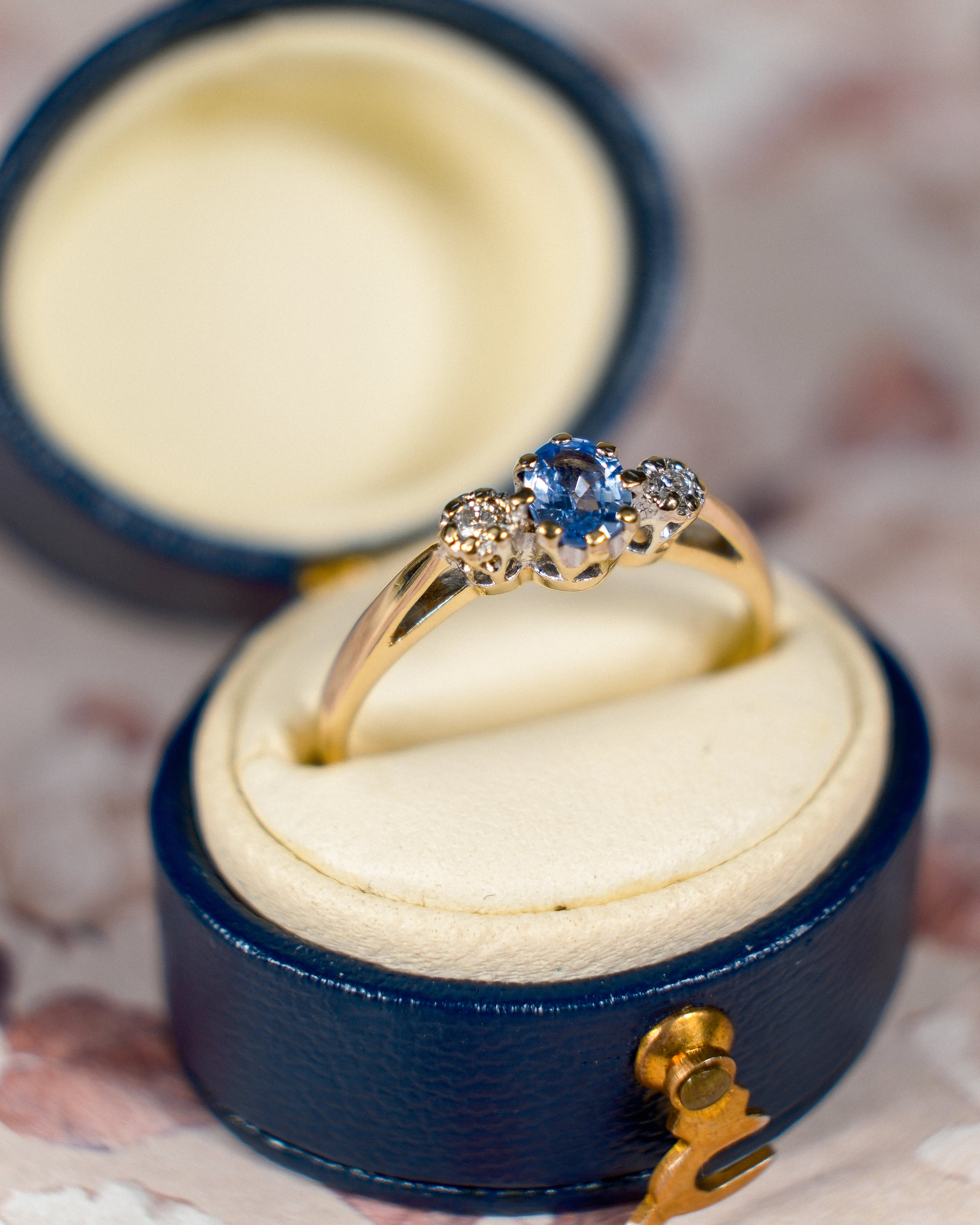 Solene • Vintage Saffier & Diamant Dress Ring