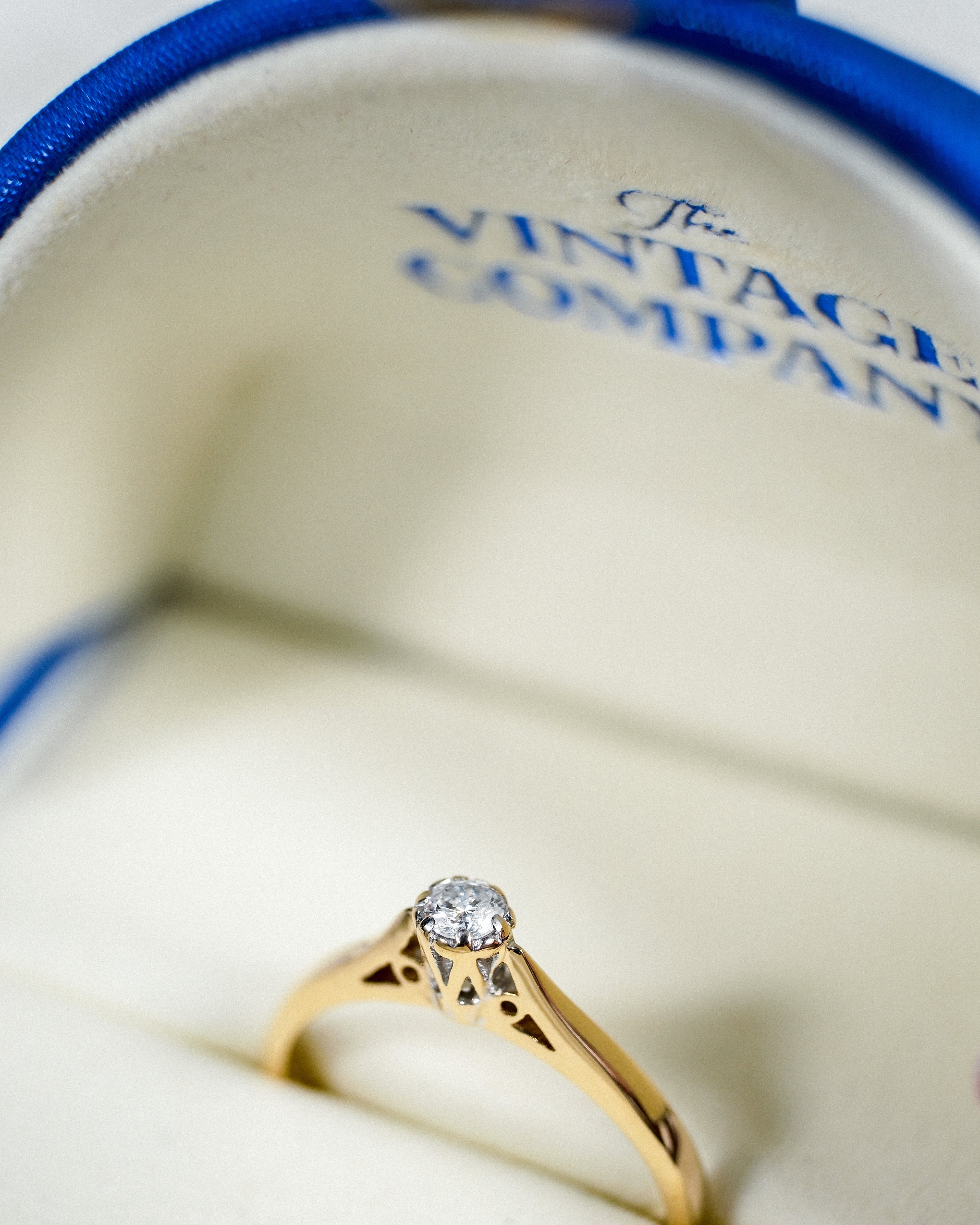 Veloura • Vintage Diamant Solitaire Ring