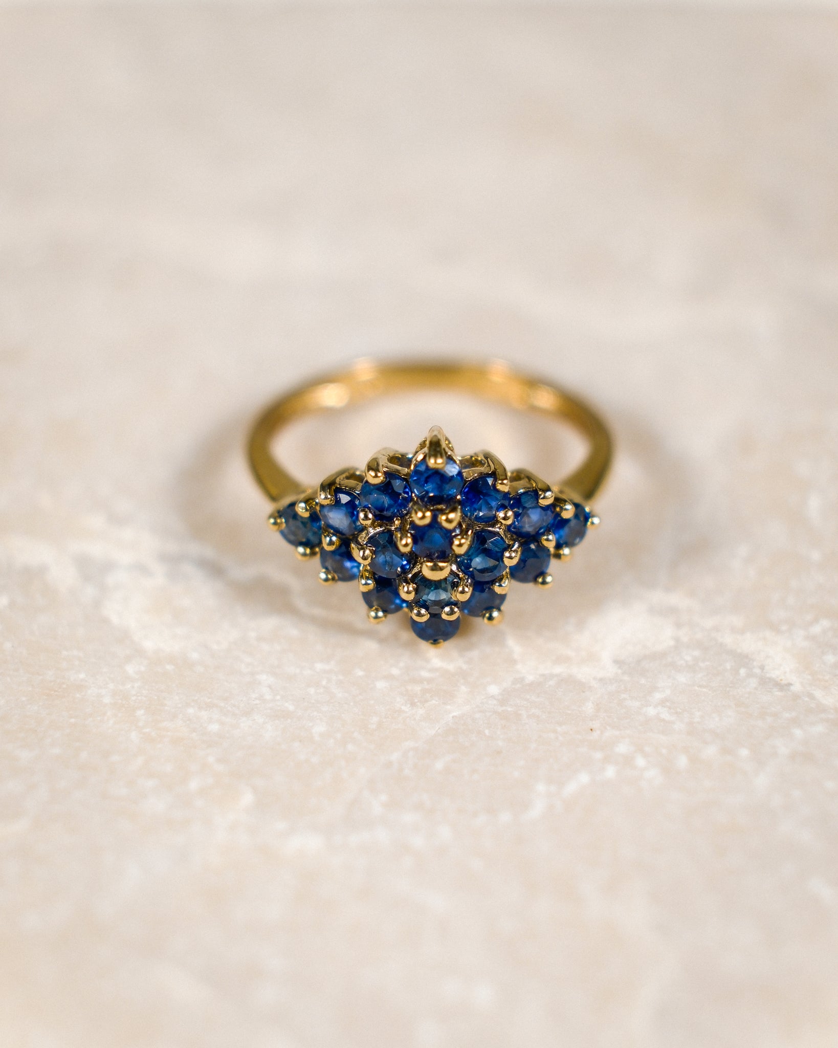 Odette • Vintage Saffier Cluster