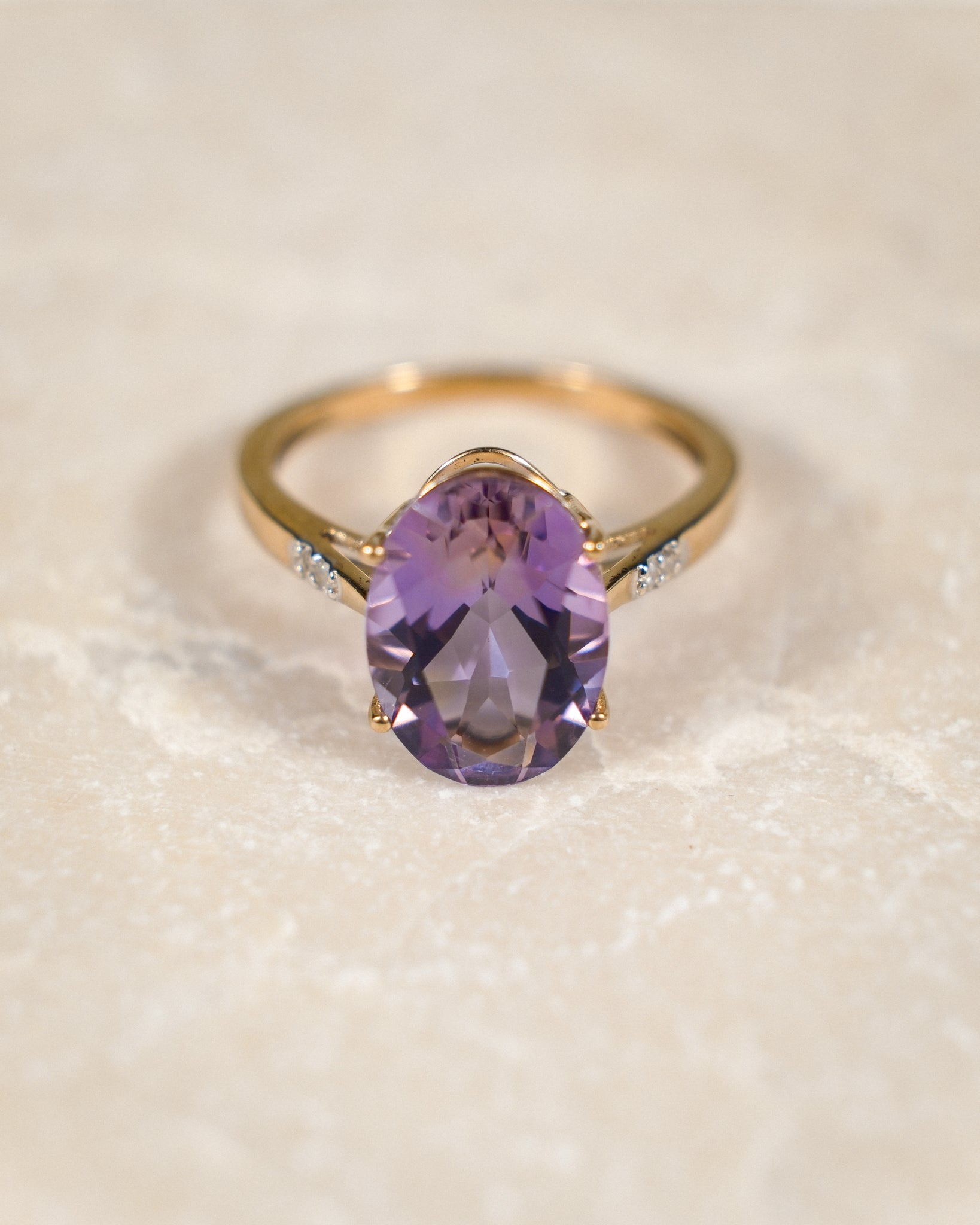 Leonora • Vintage Amethist & Diamant Solitair