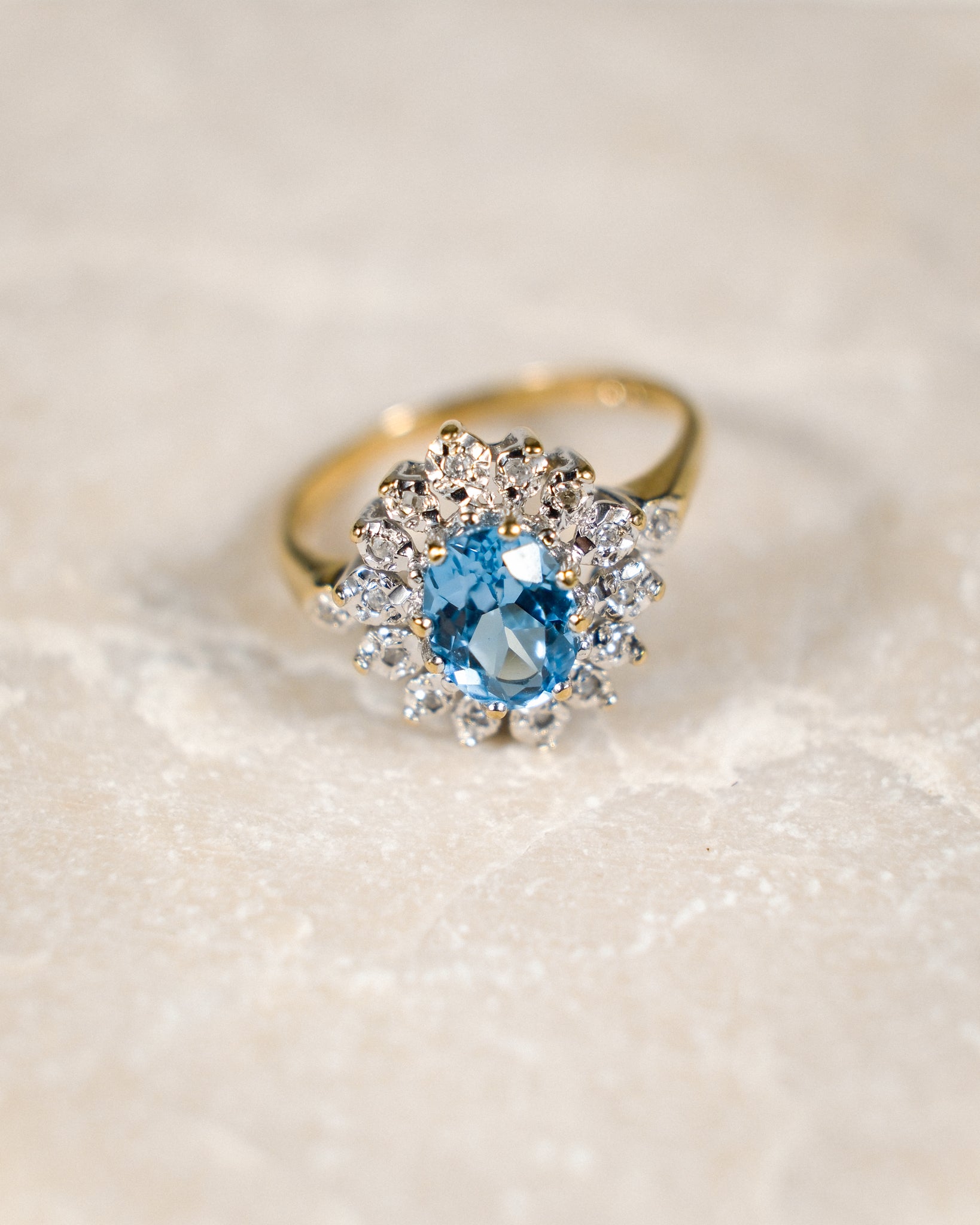 Isolde • Vintage Topaas & Diamant Cluster