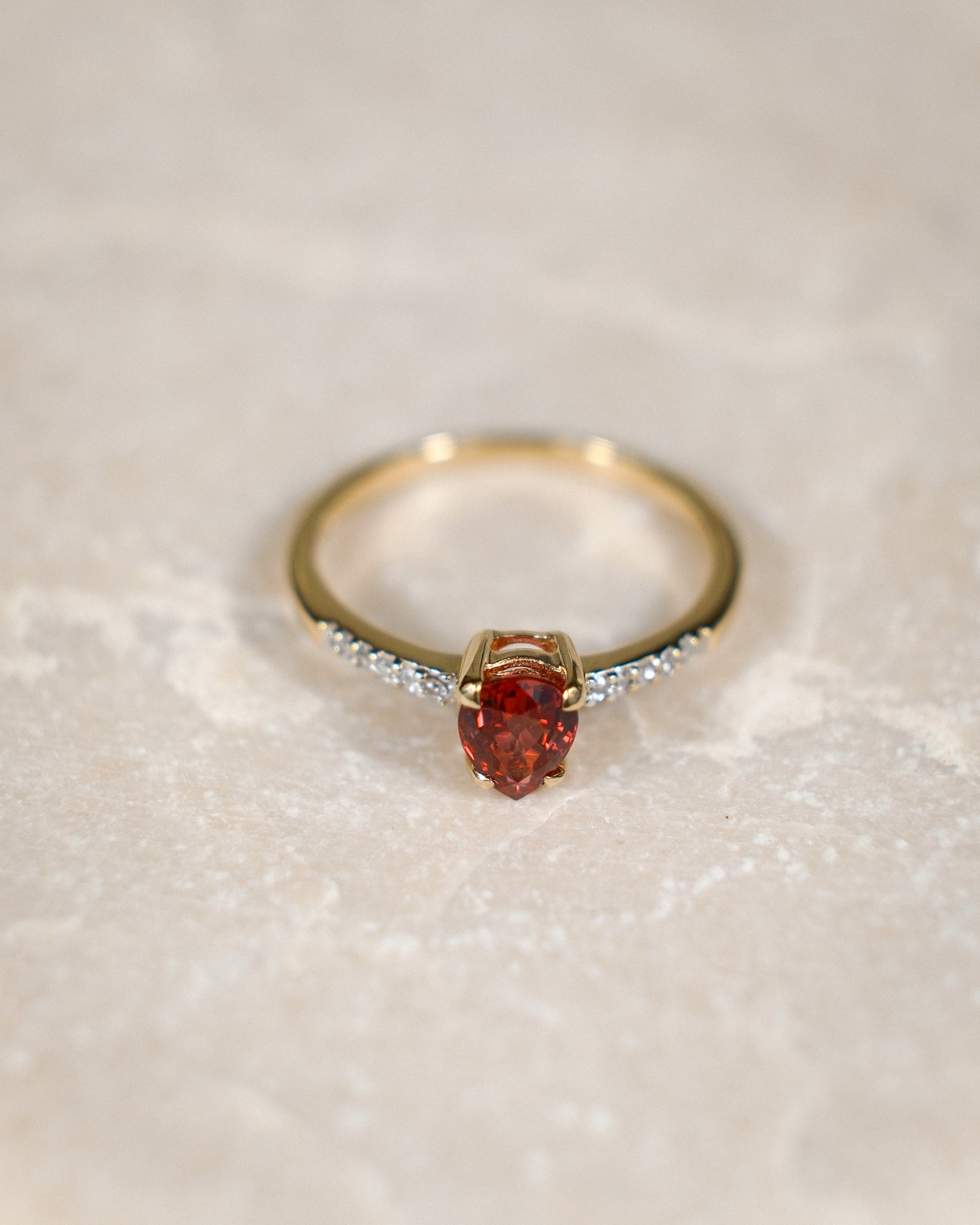 Lysandra • Vintage Fancy Saffier & Diamant Dress Ring