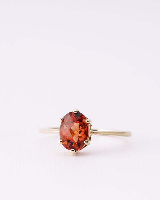 Leila • Vintage Granaat Solitair